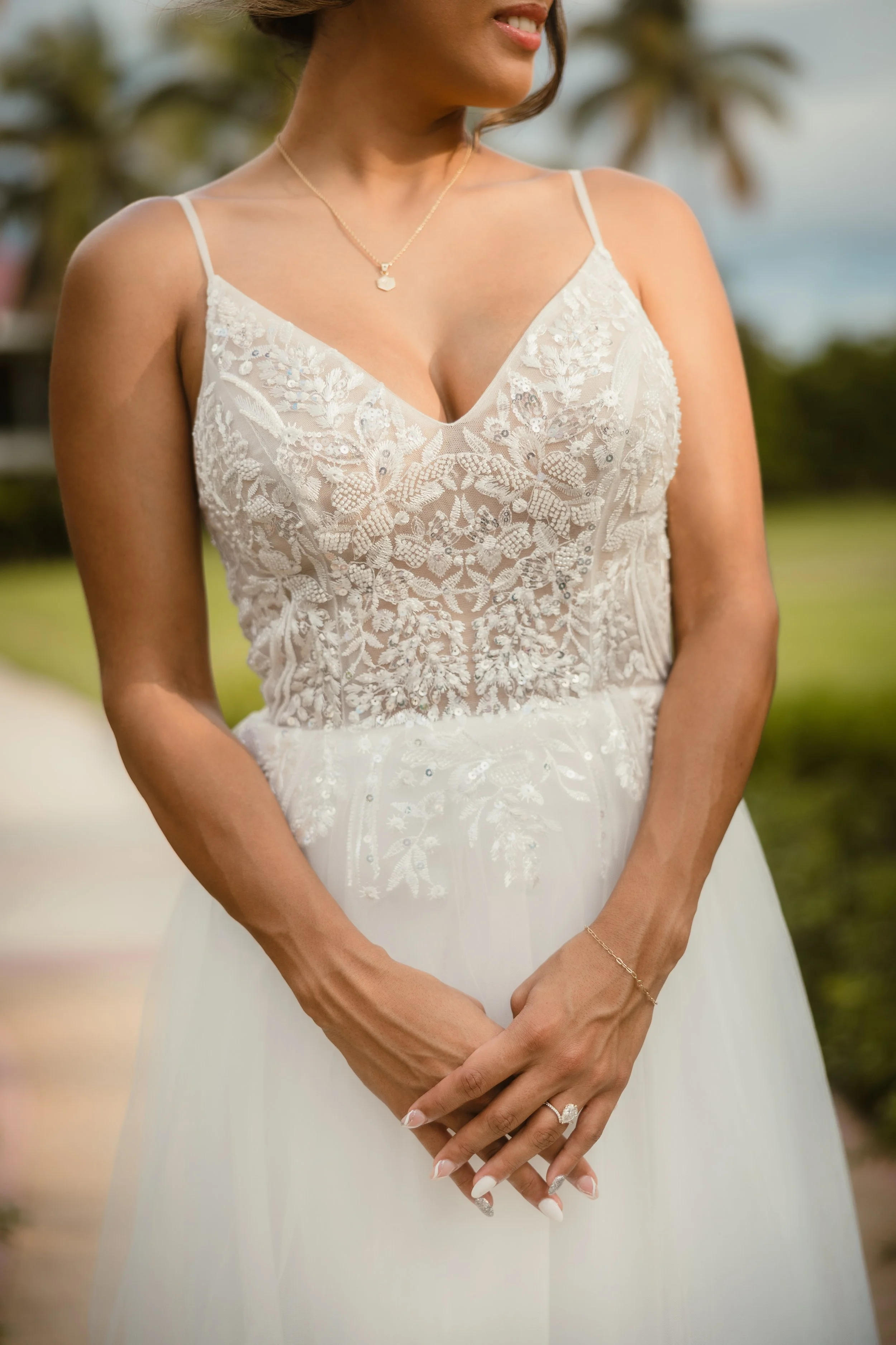 Elopement photographers in Puerto Rico at a wedding venue