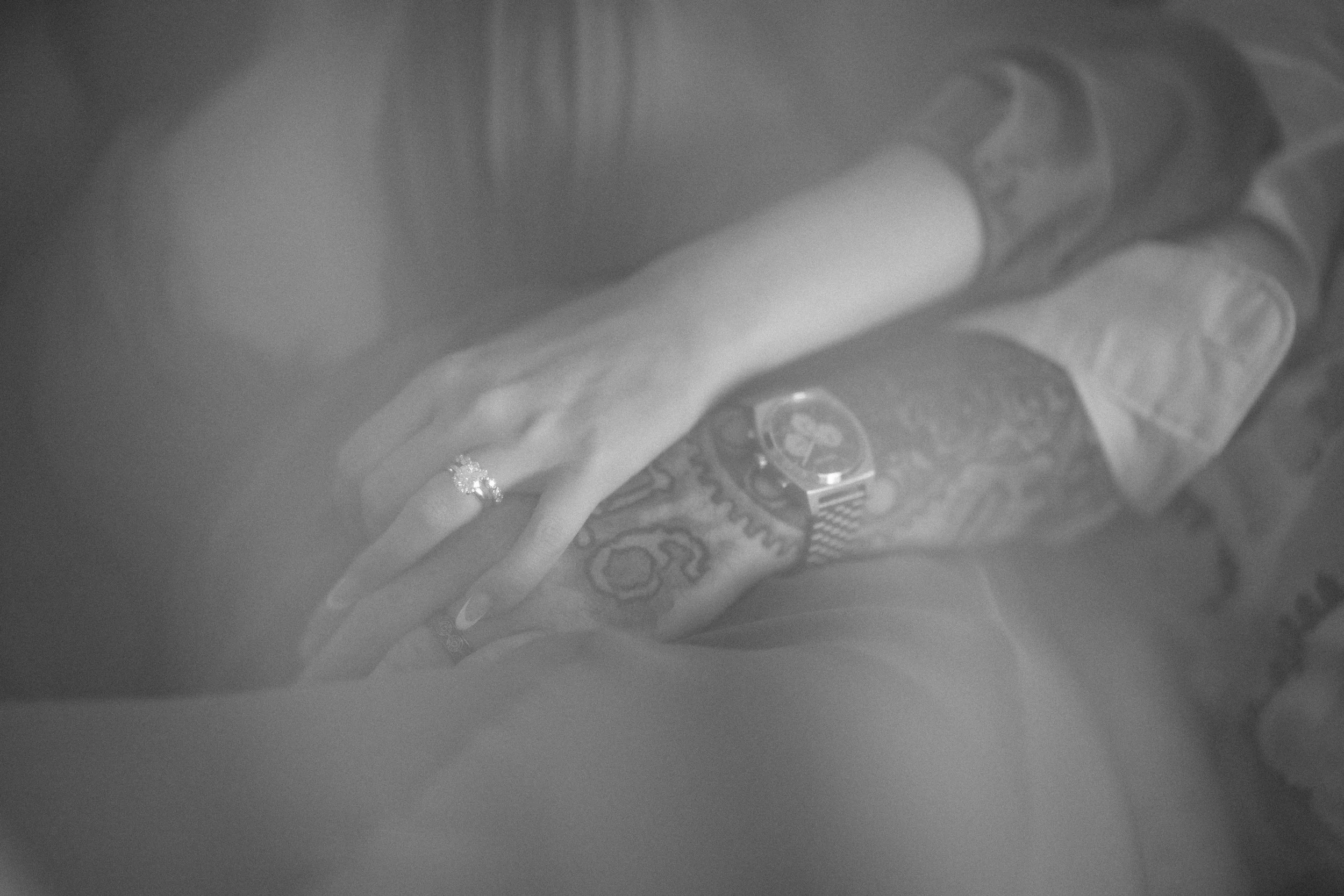 Intimate elopement photography highlighting a stress-free wedding day