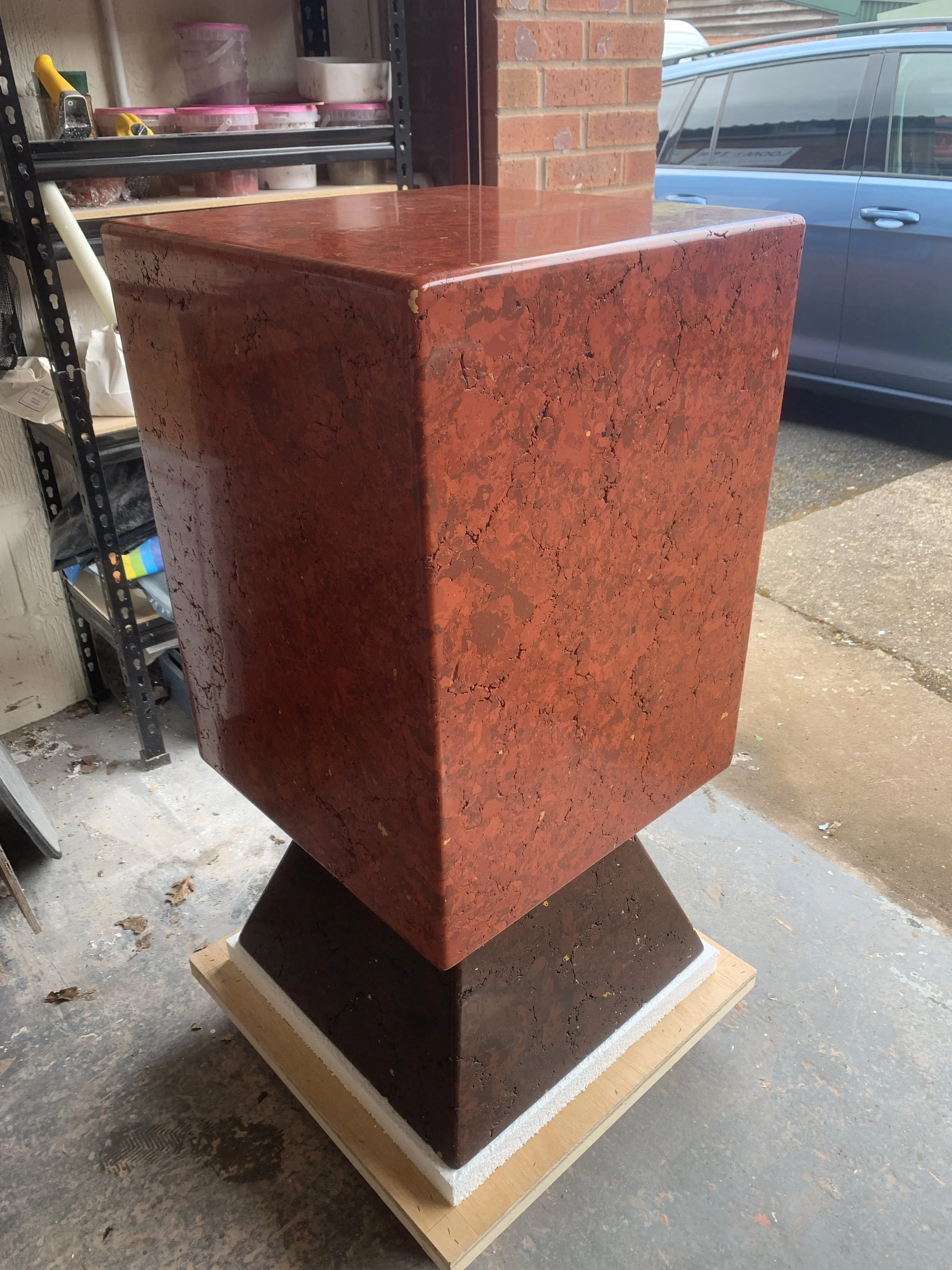 Scagliola pedestal