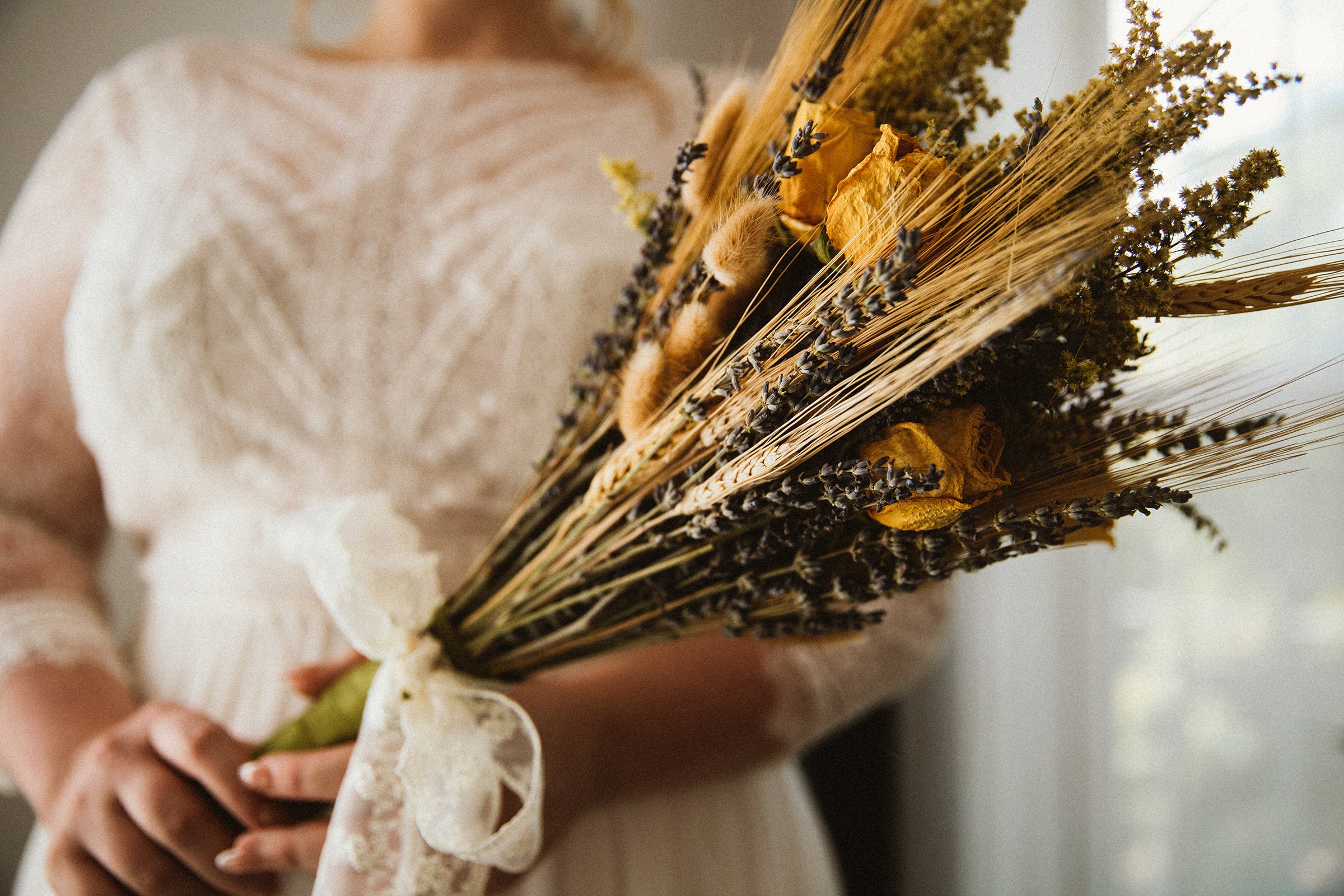 Boston-wedding-dried-florals.jpg