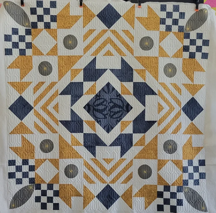 Embrace the Chaos with Libs Elliott