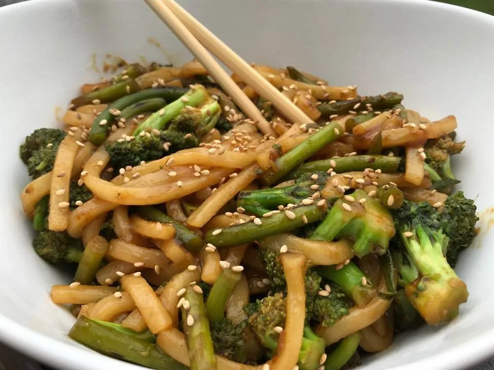 STIR-FRIED GARLIC SCAPES AND NOODLES