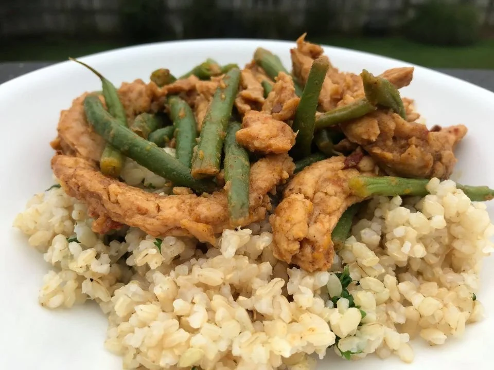 ORANGE CHIPOTLE CHIKIN AND GREEN BEANS