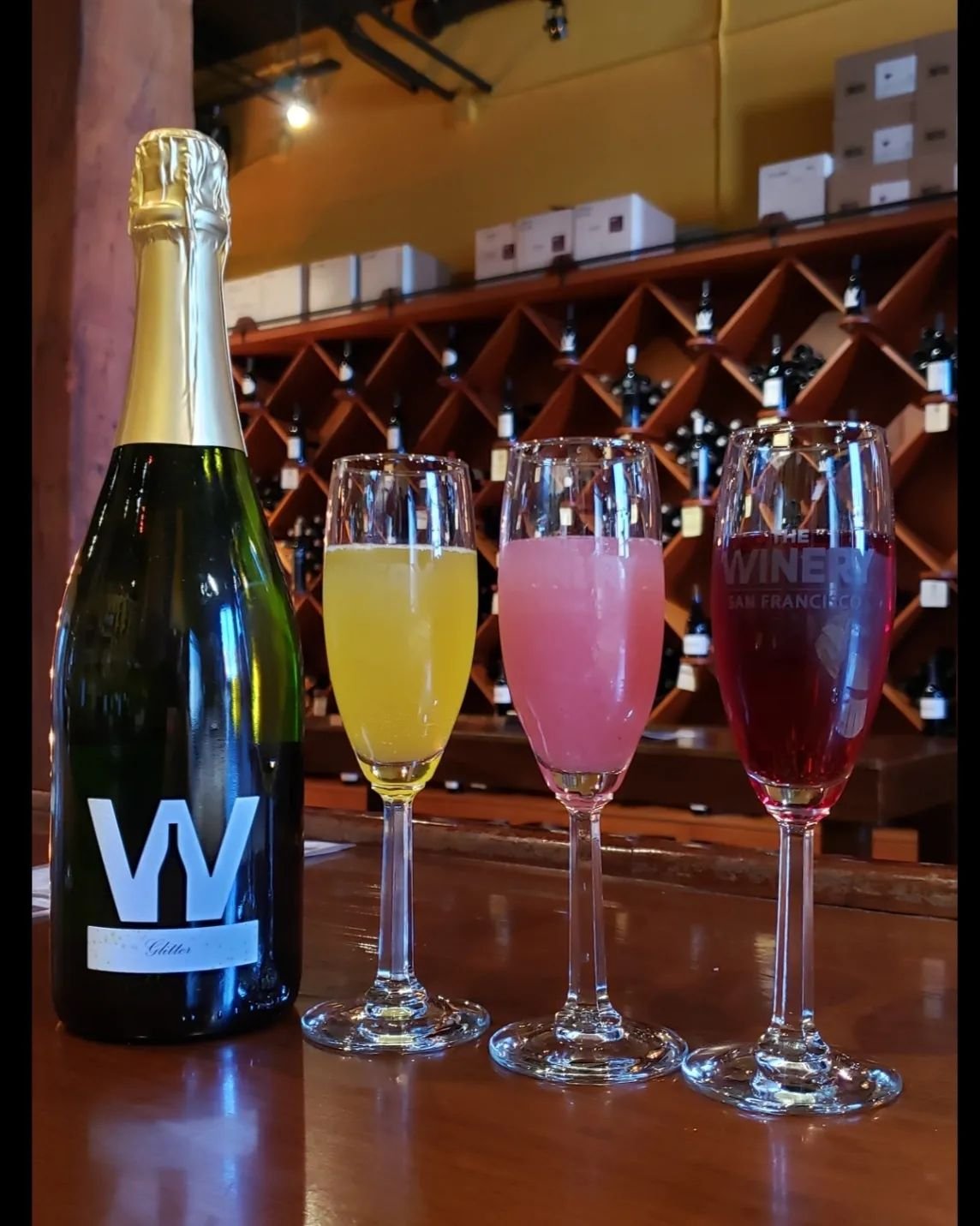 💥Mimosas All Day! Join us on Cinco De Mayo for a fun time and delicious Mimosas made from our Glitter Sparkling wine! Cheers🥂❤

#winerycollectivesf #mimosas #cincodemayo #sanfrancisco #bayarea #california #mimosasallday #cheers