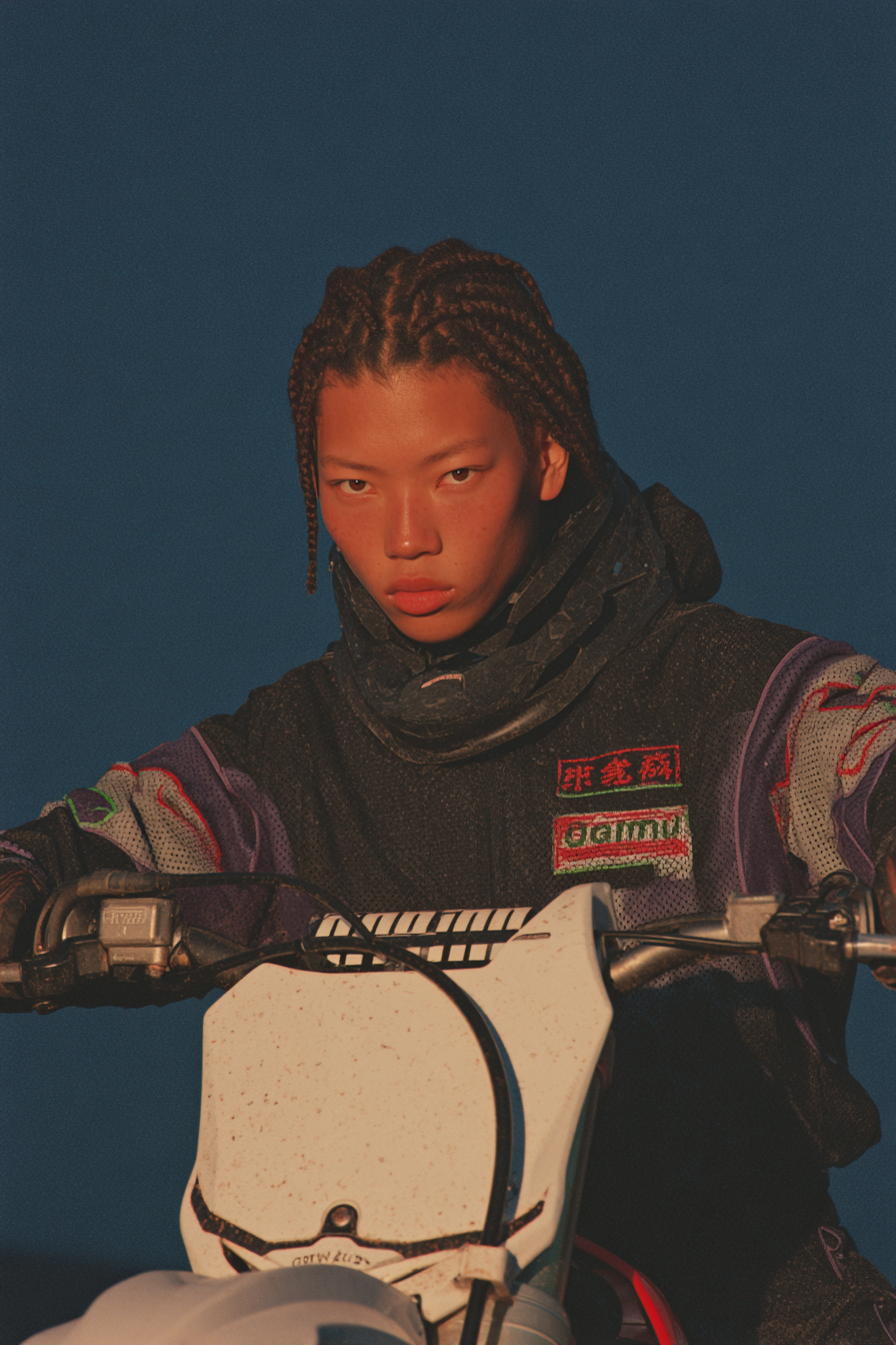 A_high_fashion_editorial_3_panel_collage_featuring_futuristic_0ac4faf1-757b-4bea-9112-a4ce9576082b_1.png