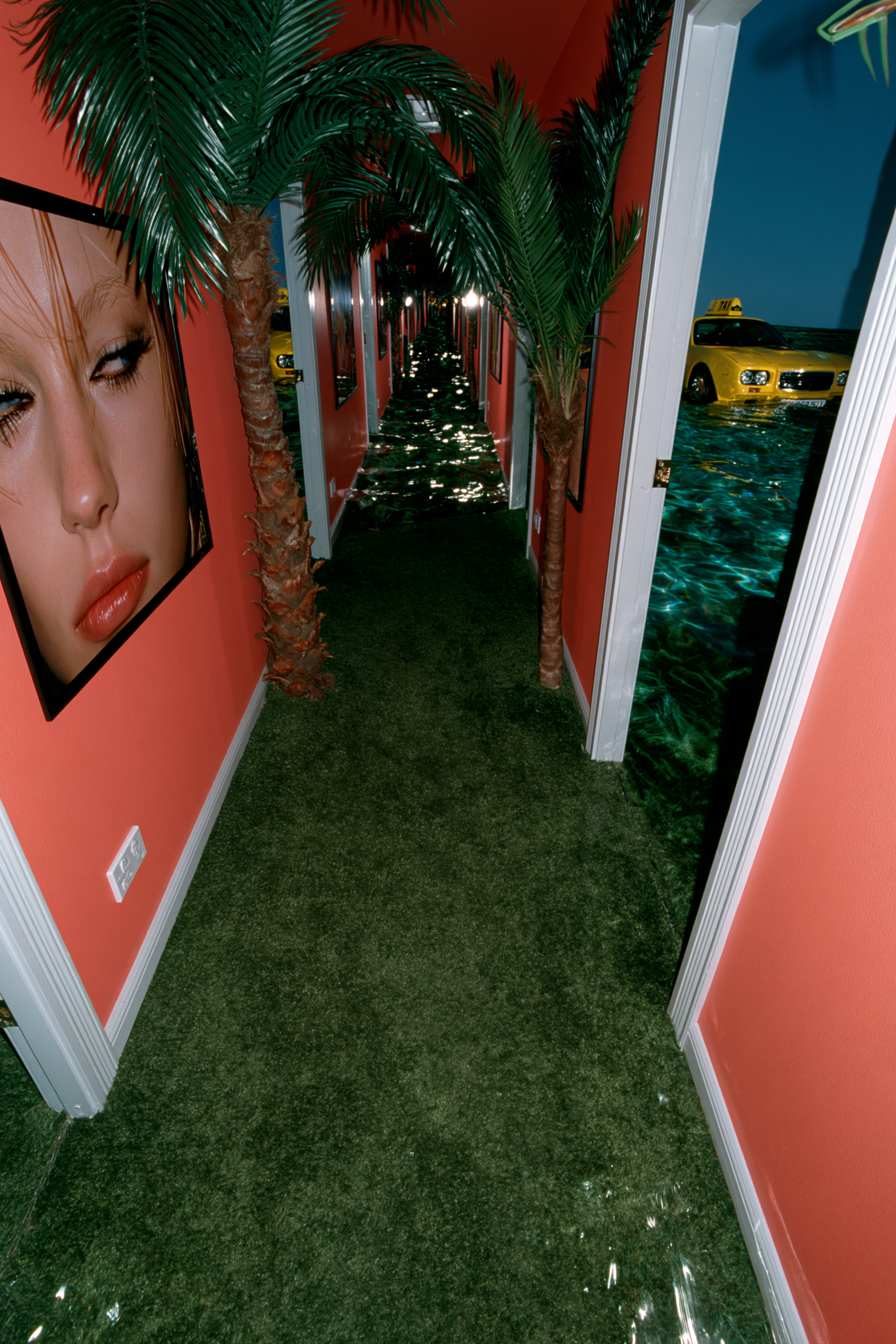 Endless_rooms_--chaos_15_--ar_23_--profile_85uby8j_mjj1tyd_--_86d790a6-55b0-4293-8cb9-a6a5460c0e40_2.png