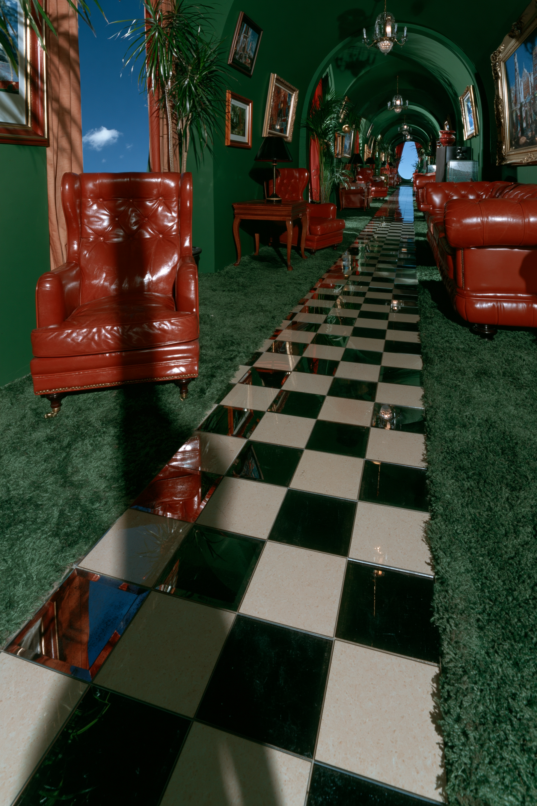 Endless_rooms_--chaos_15_--ar_23_--profile_85uby8j_mjj1tyd_--_f00f042e-722c-4cb3-9e81-2a8058d5bd66_3.png