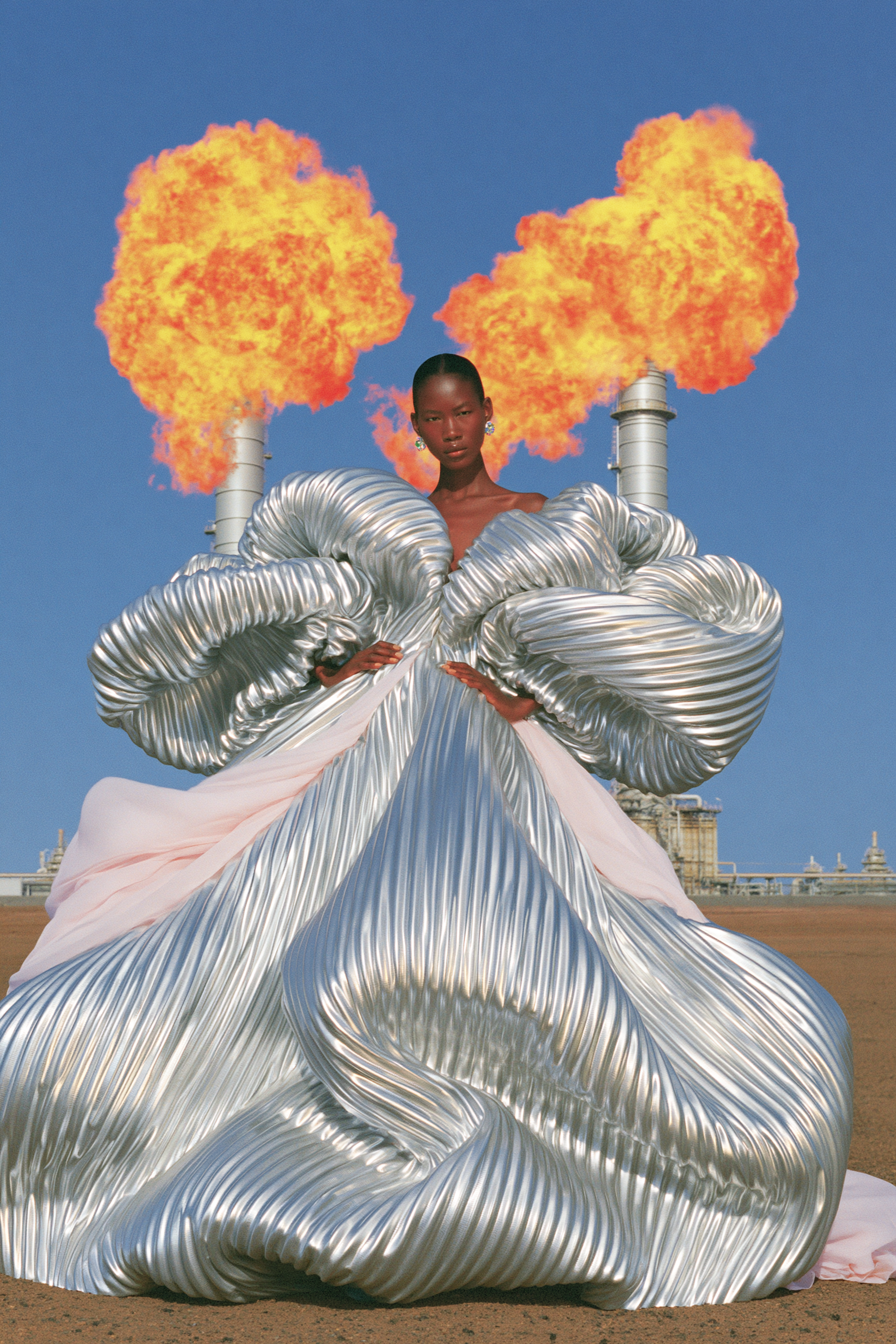 African_female_model_wearing_an_architectural_gown_of_corruga_c9cfd1ce-46f0-470f-859d-26cdcef2c6c0_0.png