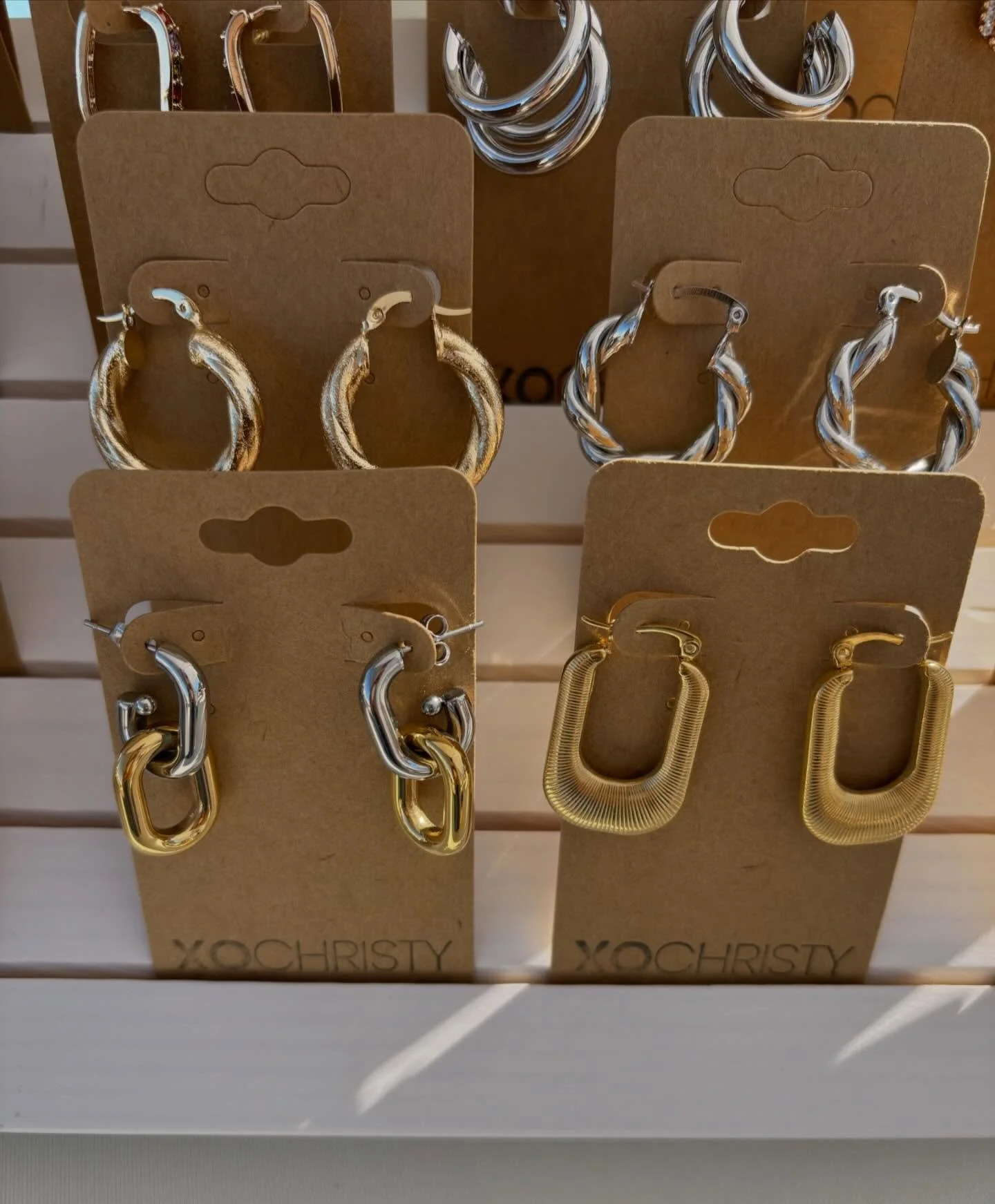 New earrings dropping tomorrow at noon! 🗓️

Order by 12/15 to get in time for Christmas 🎄