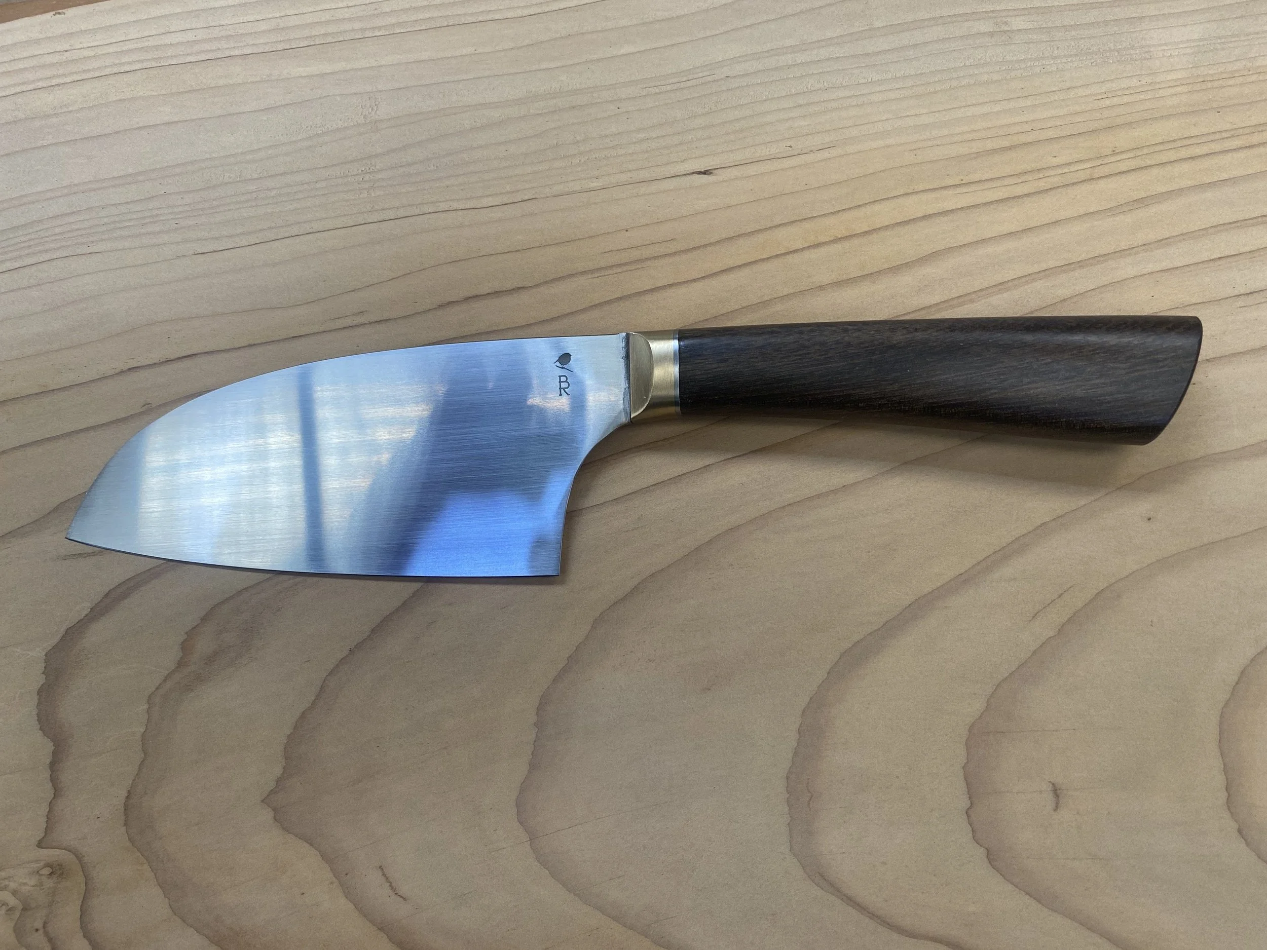 Mid sized Vegetable Knife. 145mm