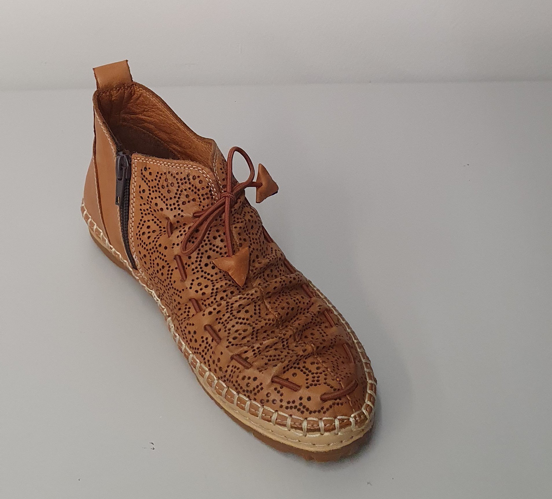 Madory Pacha blanc ou camel,