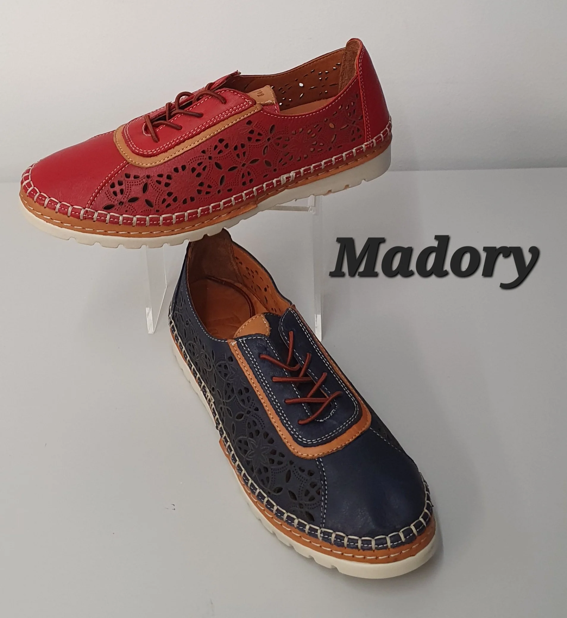 Madory Akans marine ou rouge,