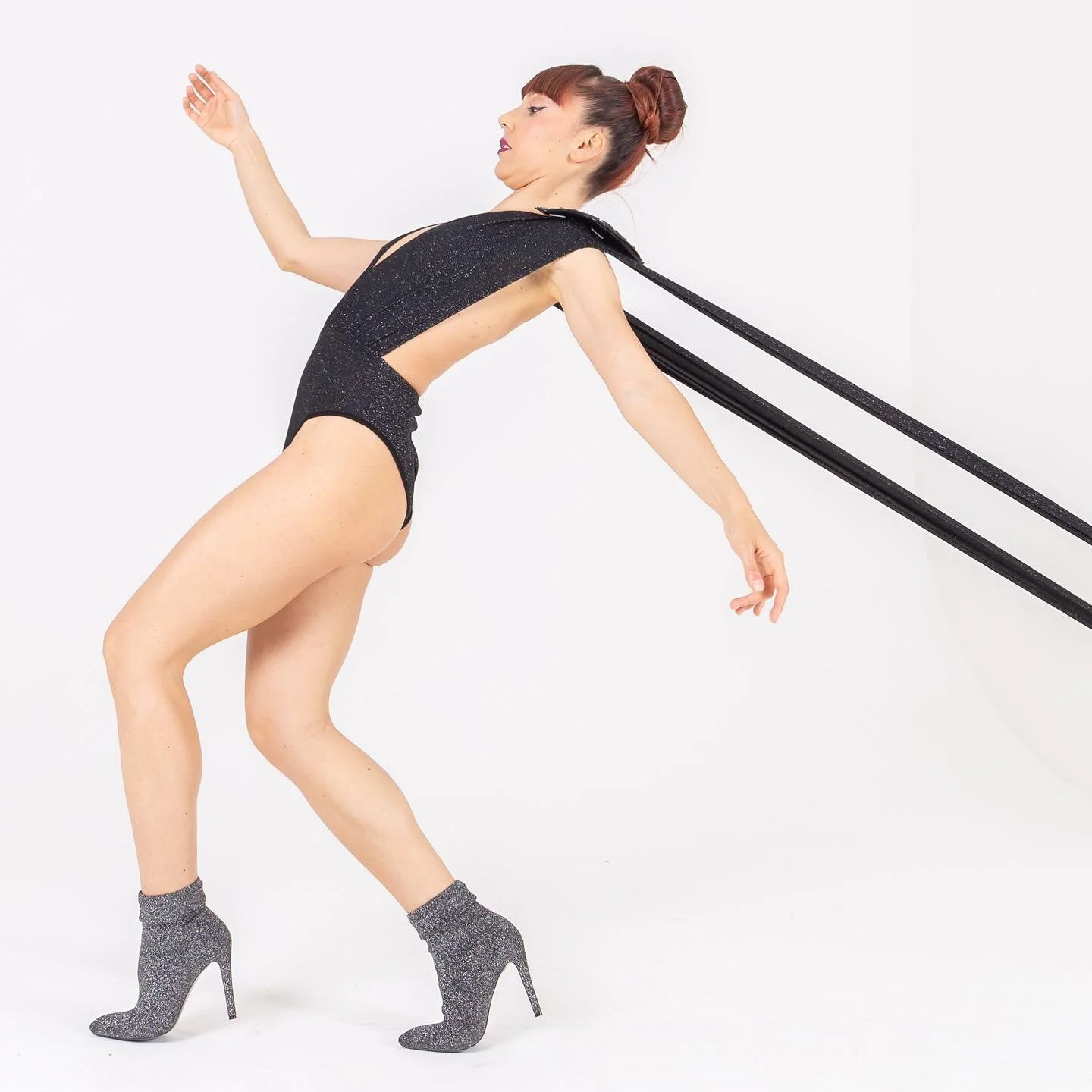 ✴️👠 HEELS REQUESTED 👠✴️

Heels è uno stile di danza nato per risolvere precise esigenze estetiche e performative strettamente legate alla produzione di contenuti visuali commerciali quali videoclip, tv show, live show, tour, eventi. 

🗓 31 Ottobr