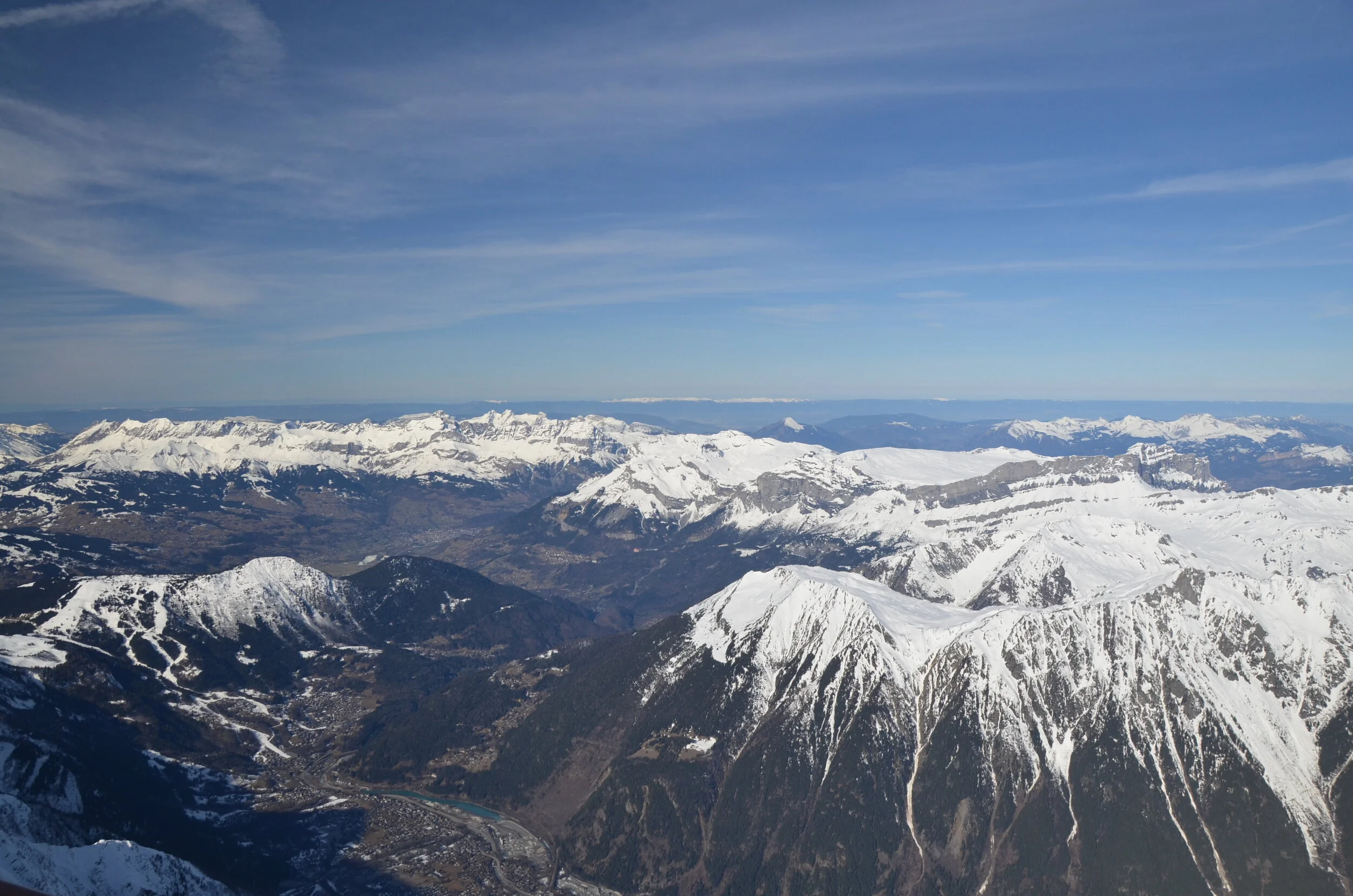 Le massif du Mont-BLanc et les Alpes vu de l'Aiguille du Midi