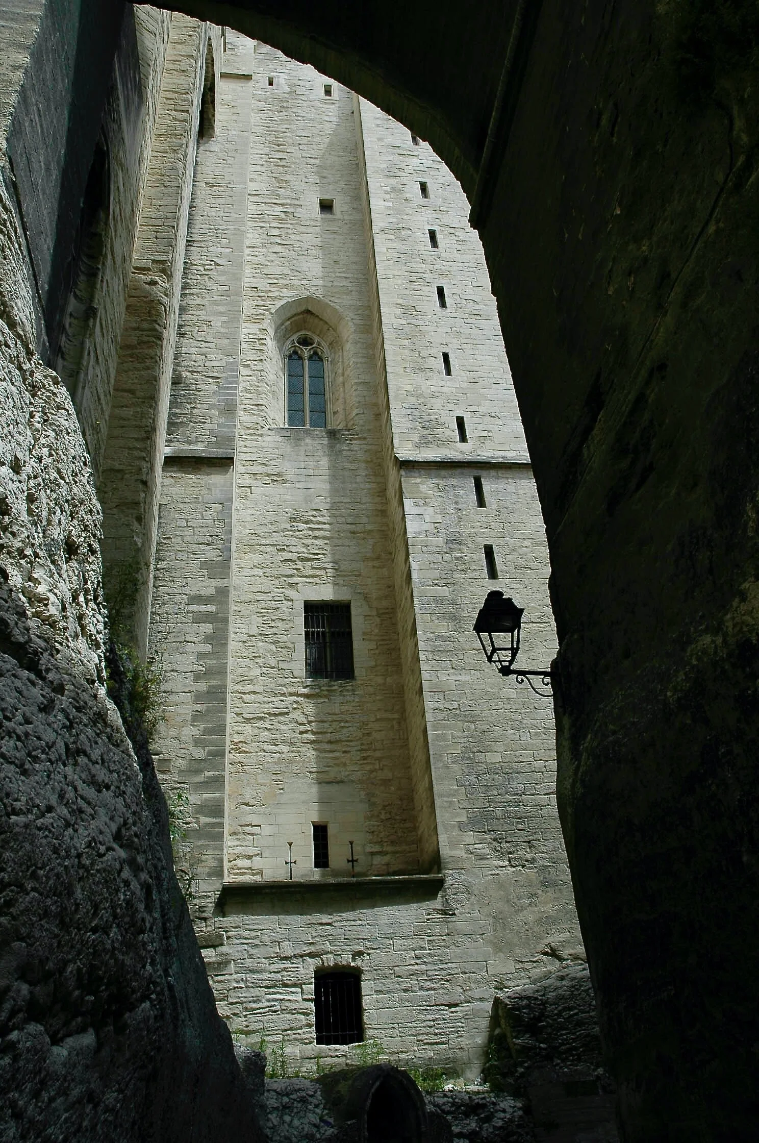 Le pointillé - Palais des Papes - Avignon