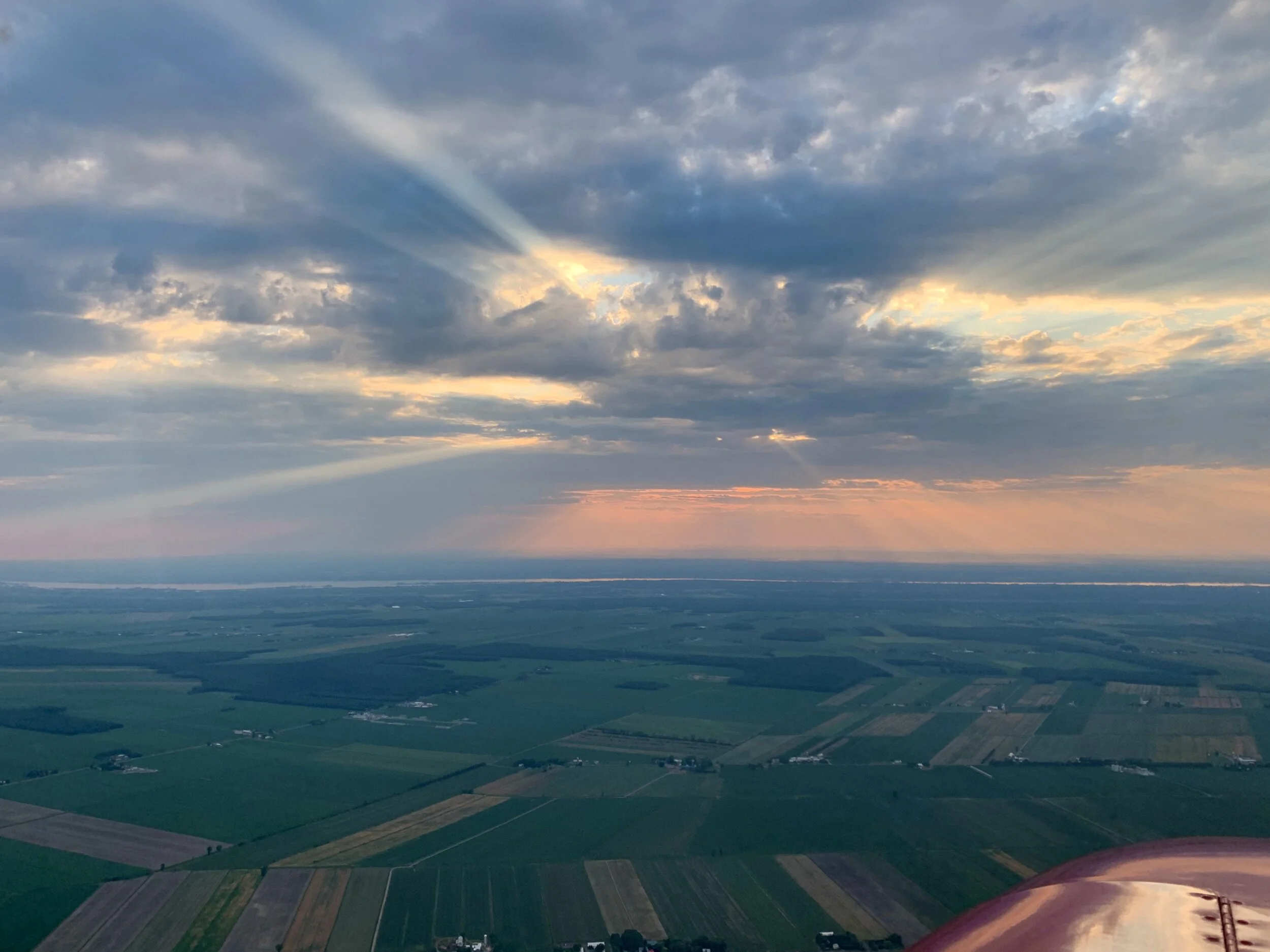 Coucher de soleil spectaculaire sur la région