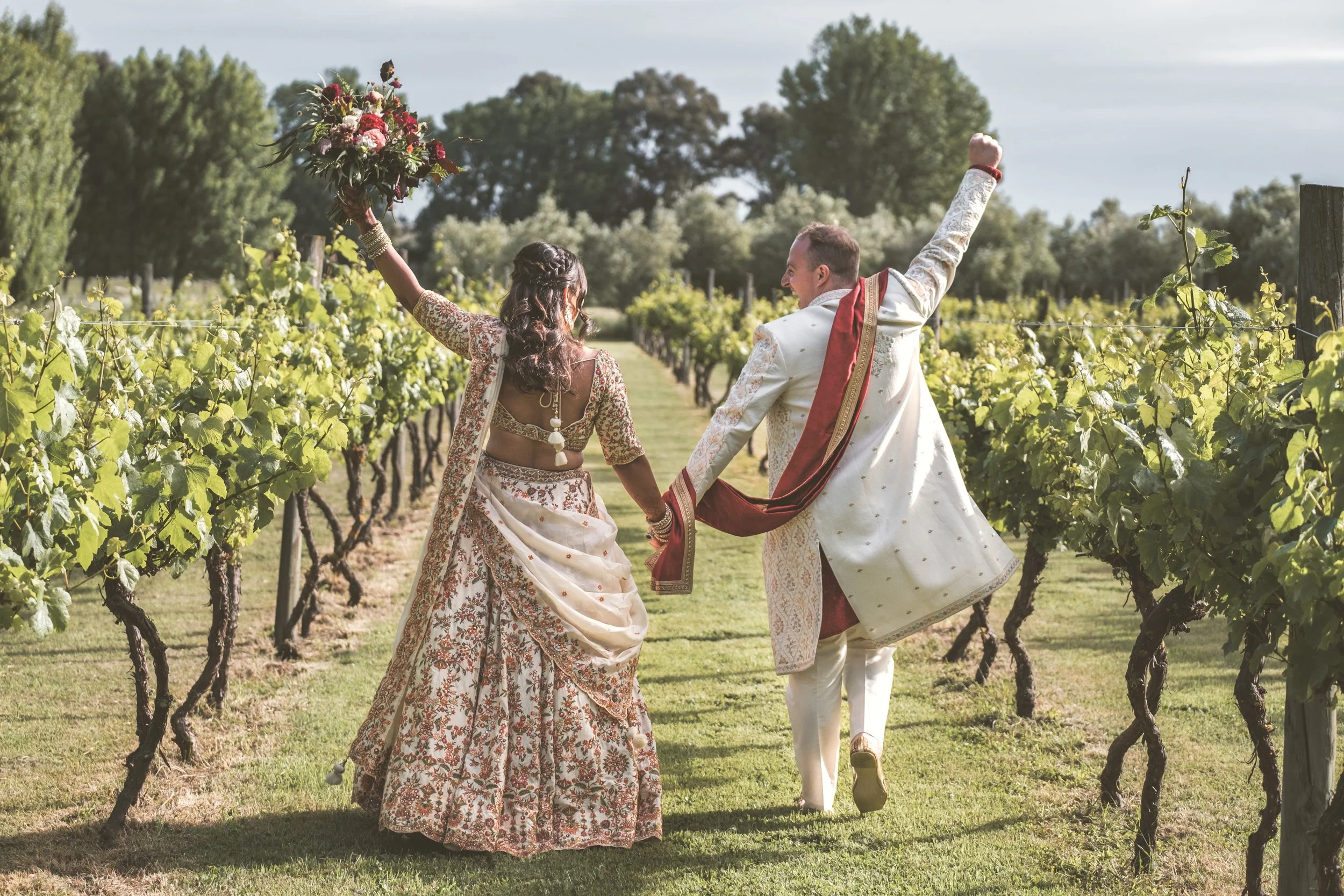 Slideshow // Sorna + Fraser's Christchurch Wedding at Cossars Wineshed.