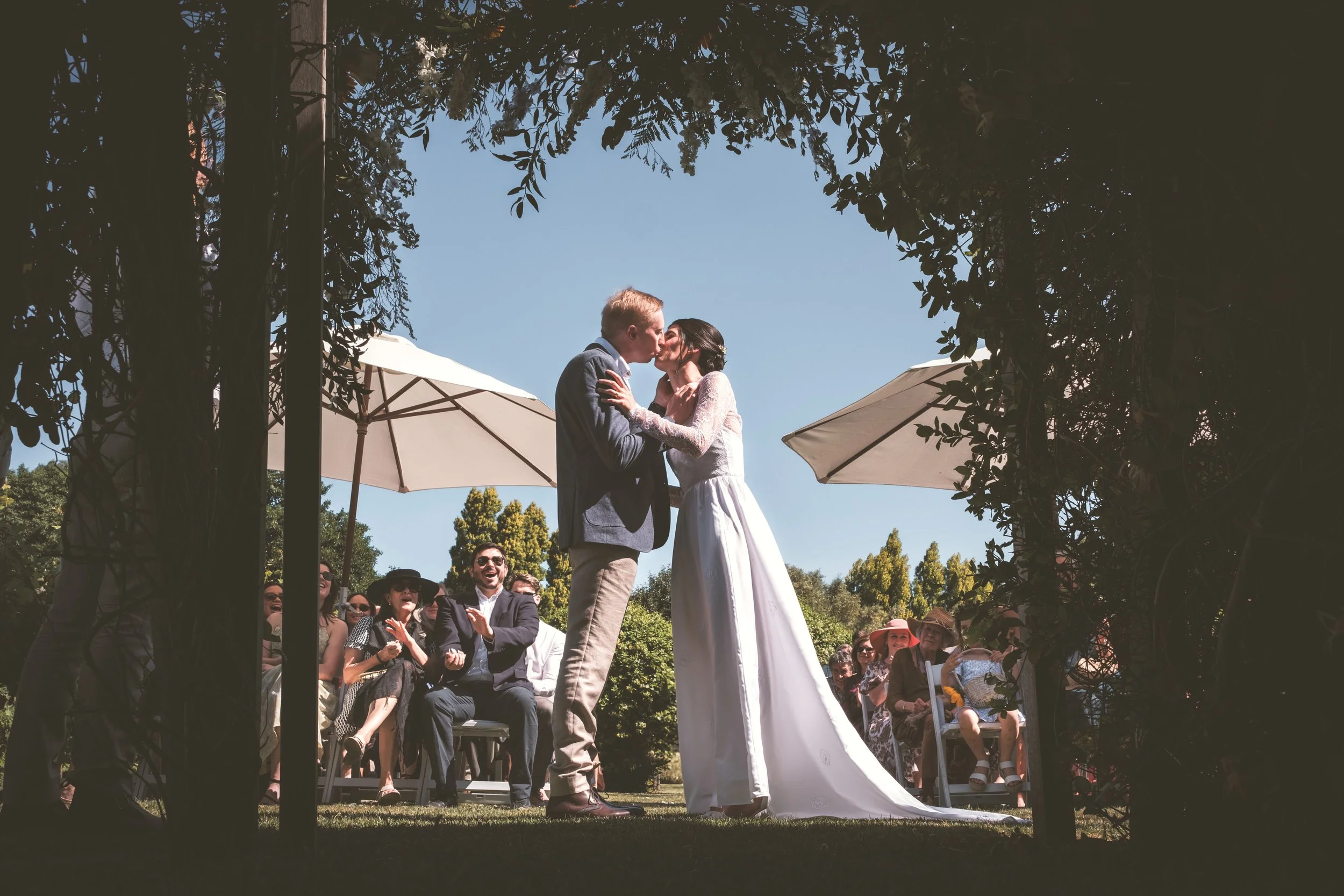 Slideshow // Maddy + Rob's Christchurch Wedding at Cossars Wineshed.