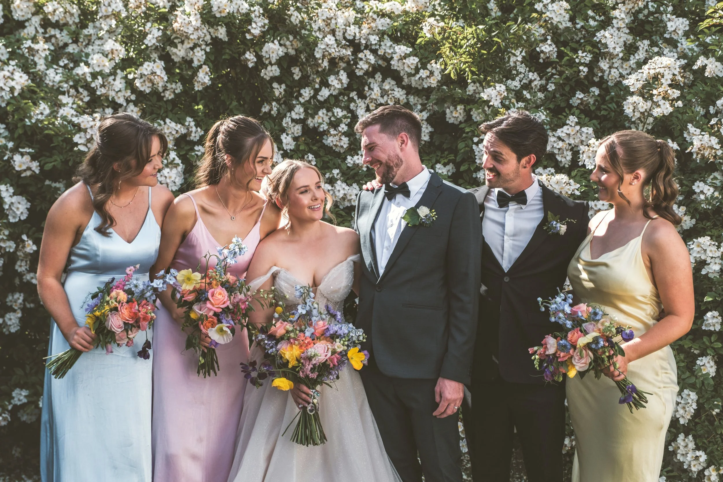 Slideshow // Kaitlyn + Tyler's North Canterbury Wedding in Swannanoa