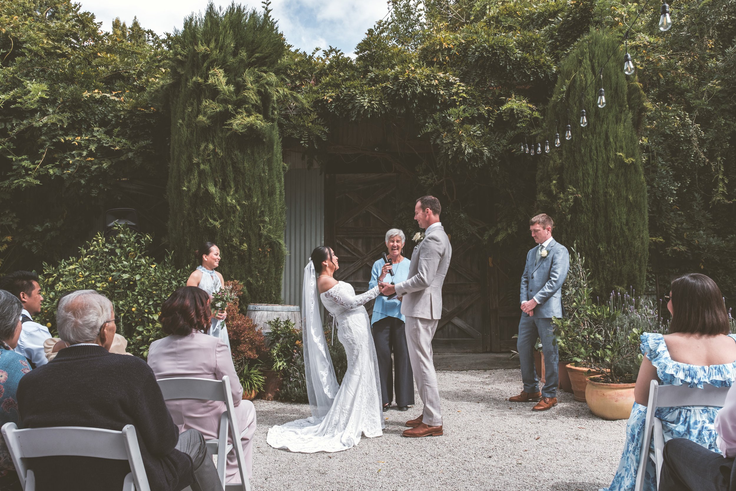 Slideshow // Shermane + Mark's Christchurch Wedding at Cossars Wineshed