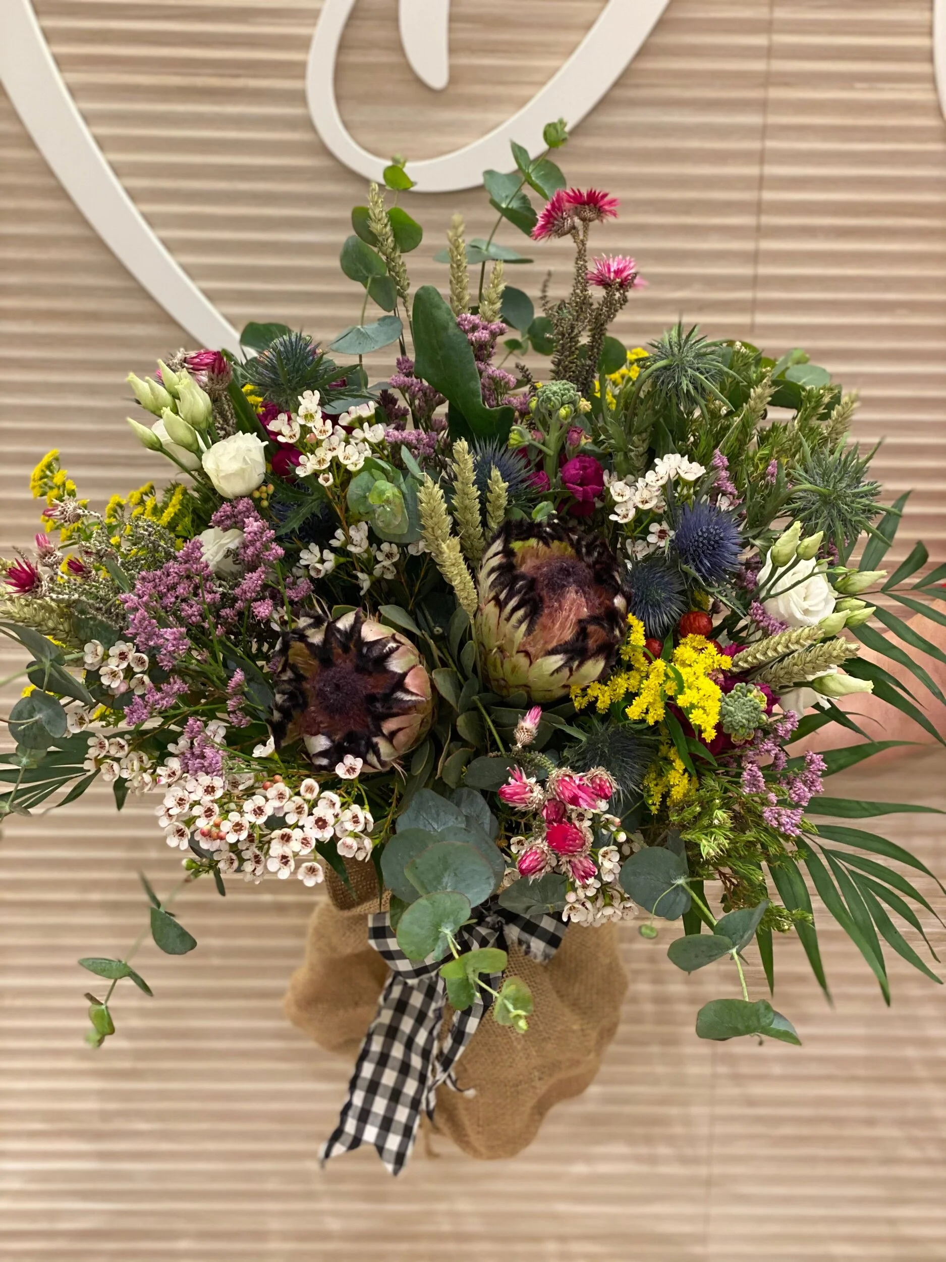 92E41902-1BEC-4F3D-AA58-6CF80120C8C8