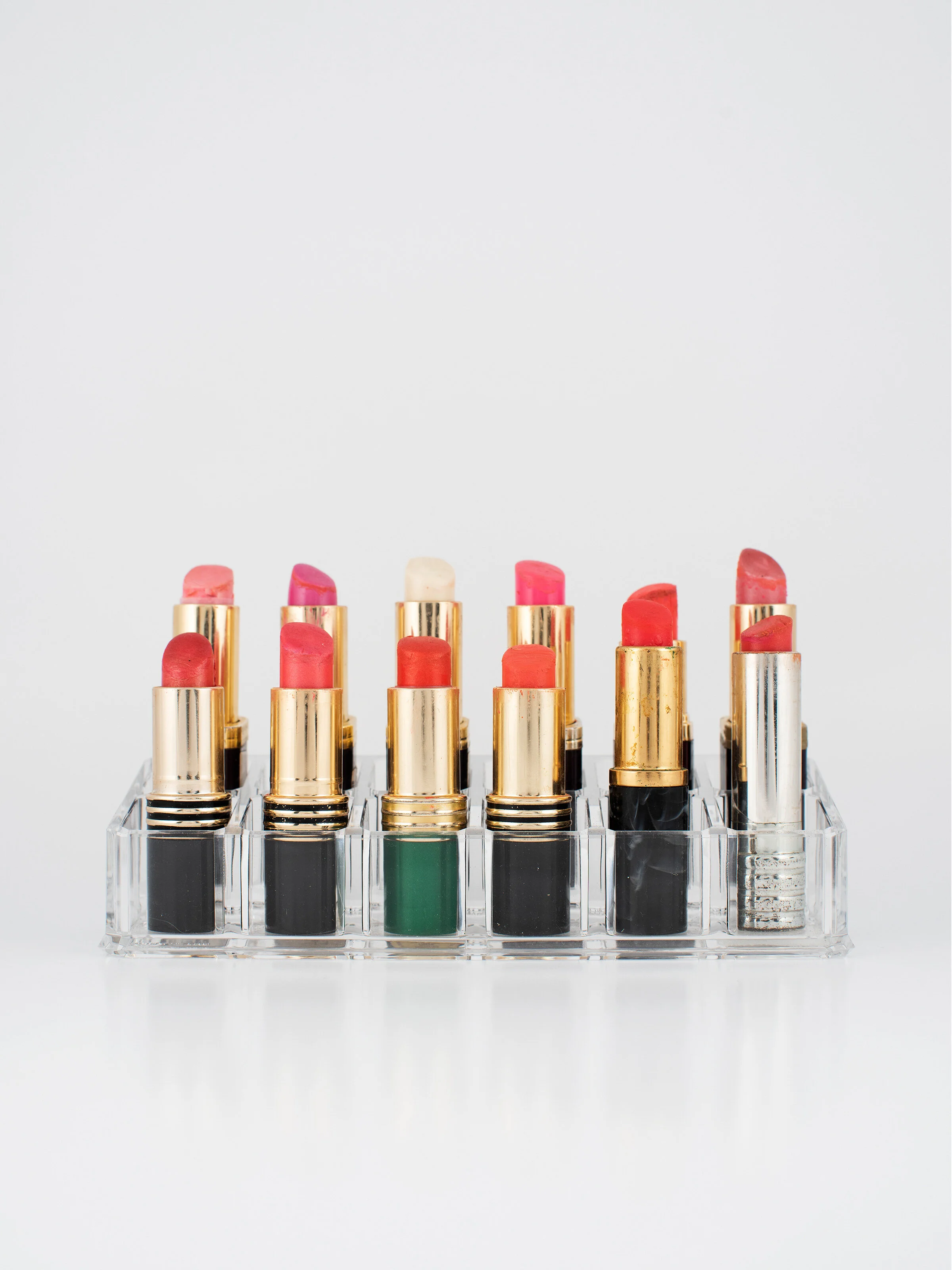 objects_lipstick-12inch.jpg