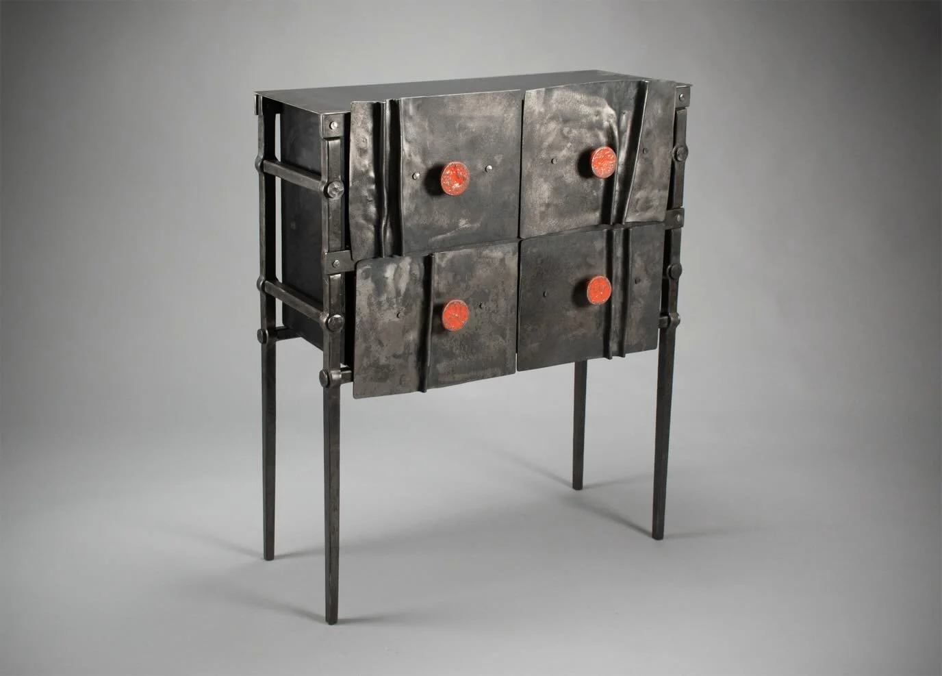 My western tour continues, I am in Bend Oregon this weekend for @artinthehighdesert. Wether is perfect for a solar eclipse last night and camping from Idaho to Oregon. Next weekend I&rsquo;ll be in Portland for the @artinthepearl 
#blacksmith #handfo