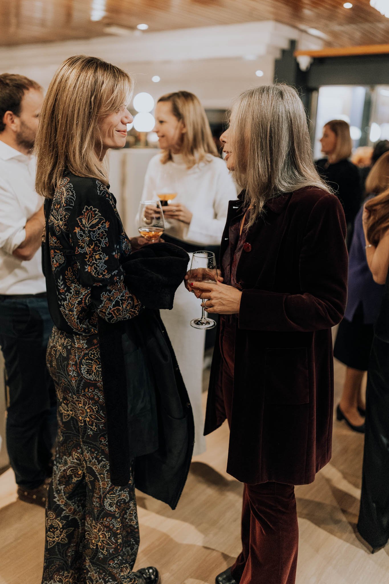 020 - Carte Blanche November 2025 - Webversion (Emi Massmer Emotions) - EMIM6439.jpg