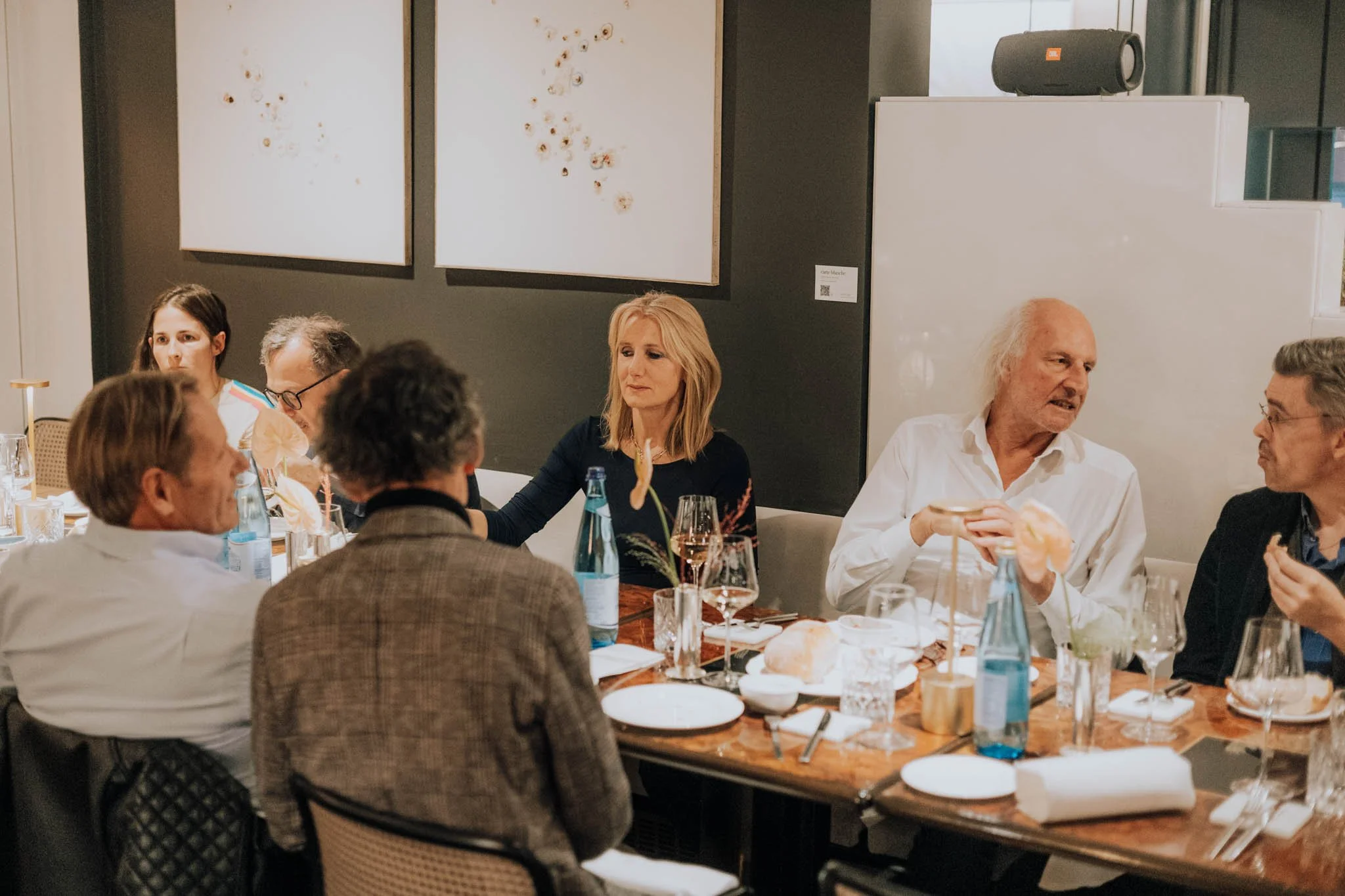 082 - Carte Blanche November 2025 - Webversion (Emi Massmer Emotions) - EMIM6714.jpg