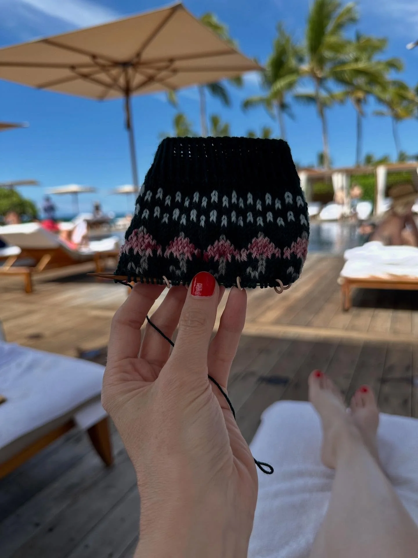 This week I&rsquo;ve been knitting on a pair of Rain City socks under a different type of umbrella. I&rsquo;ll admit I didn&rsquo;t get as much done on these as expected, but I was a little too busy lounging in the sun. 😎 ☀️ ☂️🌴🌊

This was my firs