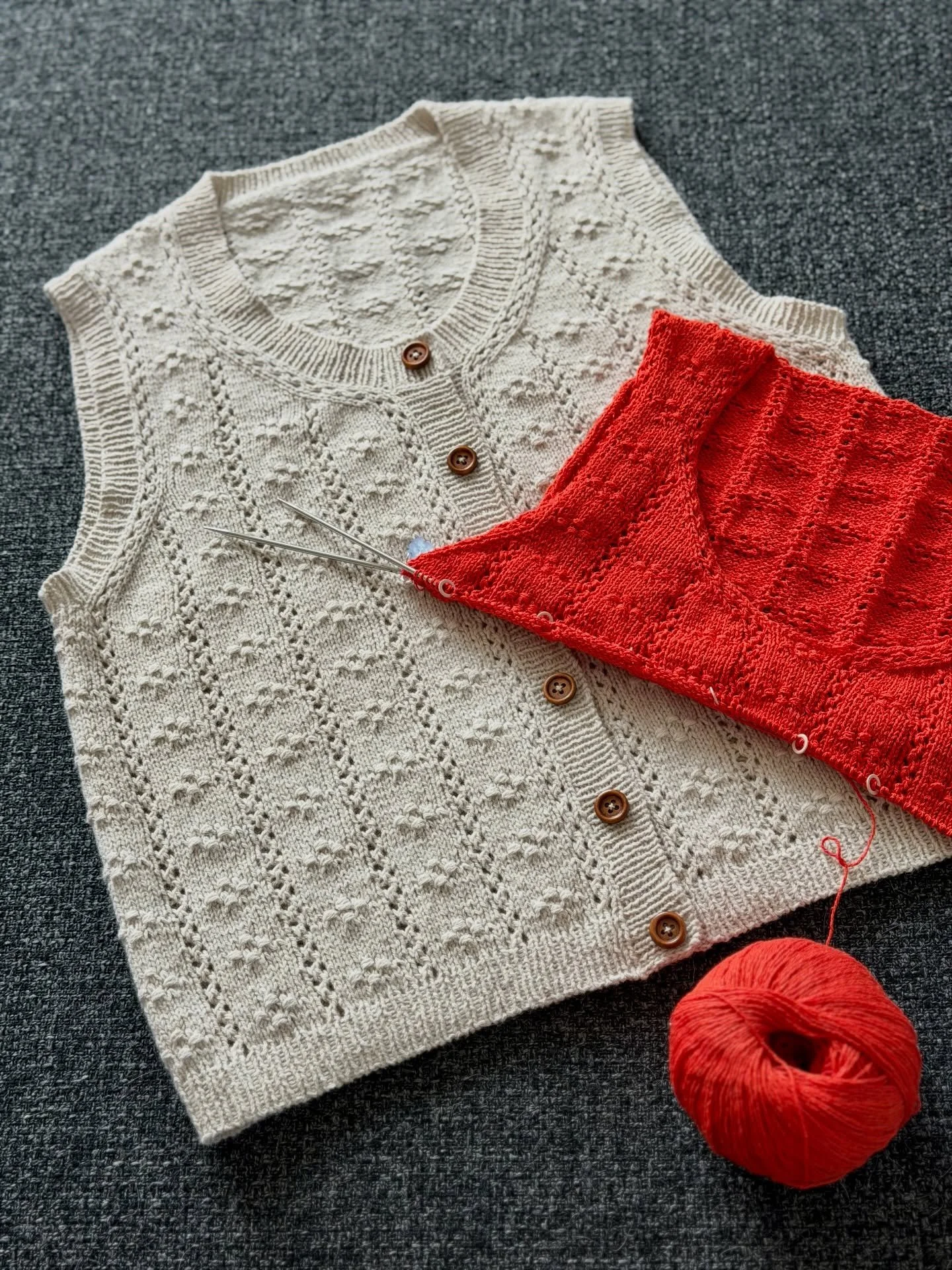 I&rsquo;ve gone back and forth on how to properly label this pattern since it includes multiple options, so I&rsquo;m now calling this pattern Ravenna Sleeveless.

This pattern includes instructions for a sleeveless button-down worked flat as well as