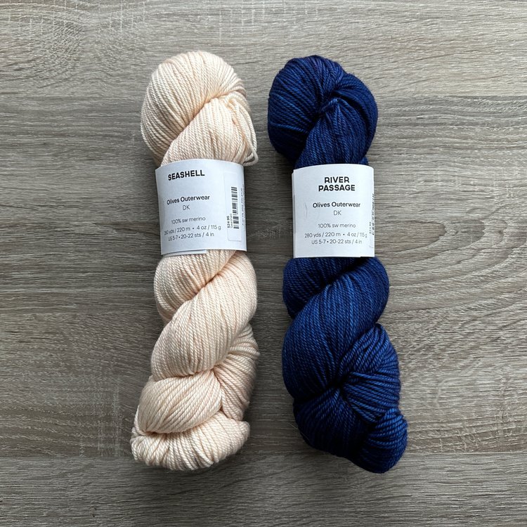 Mix colour yarn high neck PO