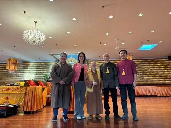 Master Physician Heritage: Master Hongcheng's Letter of Apprenticeship