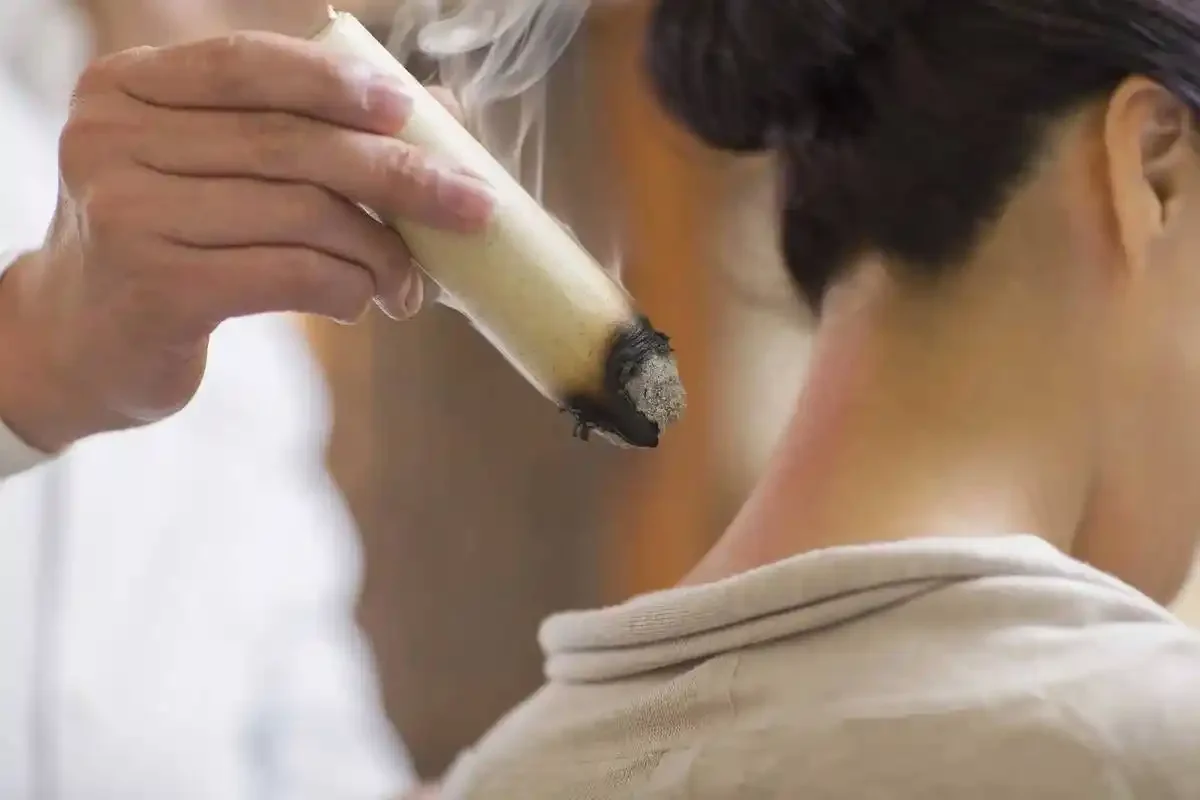 Returning Millennia-Old Moxibustion to Every Household — A Public Health Initiative by Fengyang Daoist TCM