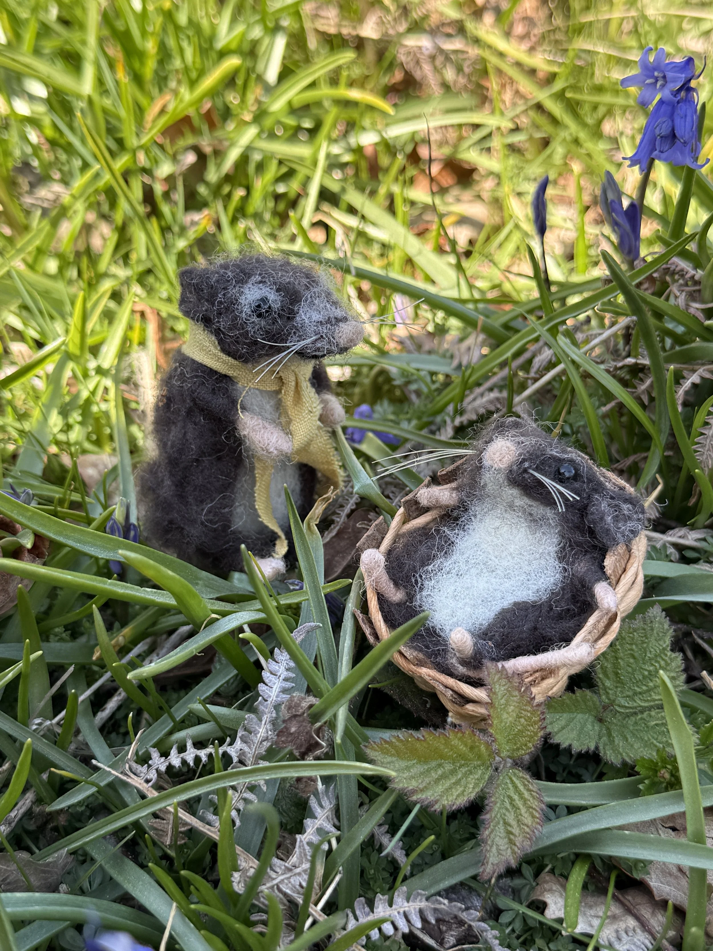 felted shrew celestine.JPG
