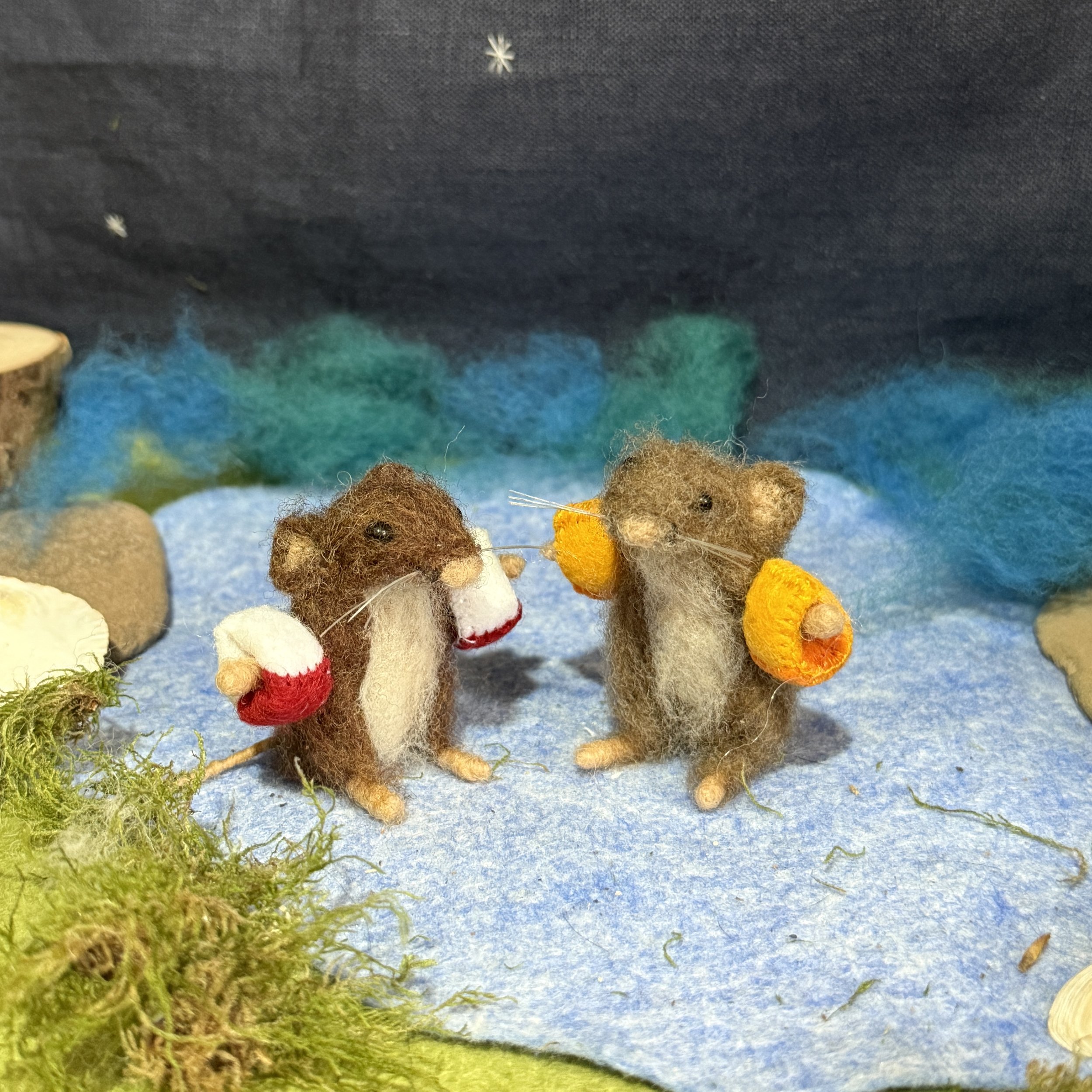 needle felted animal summer celestine and the hare summer_5962.jpg