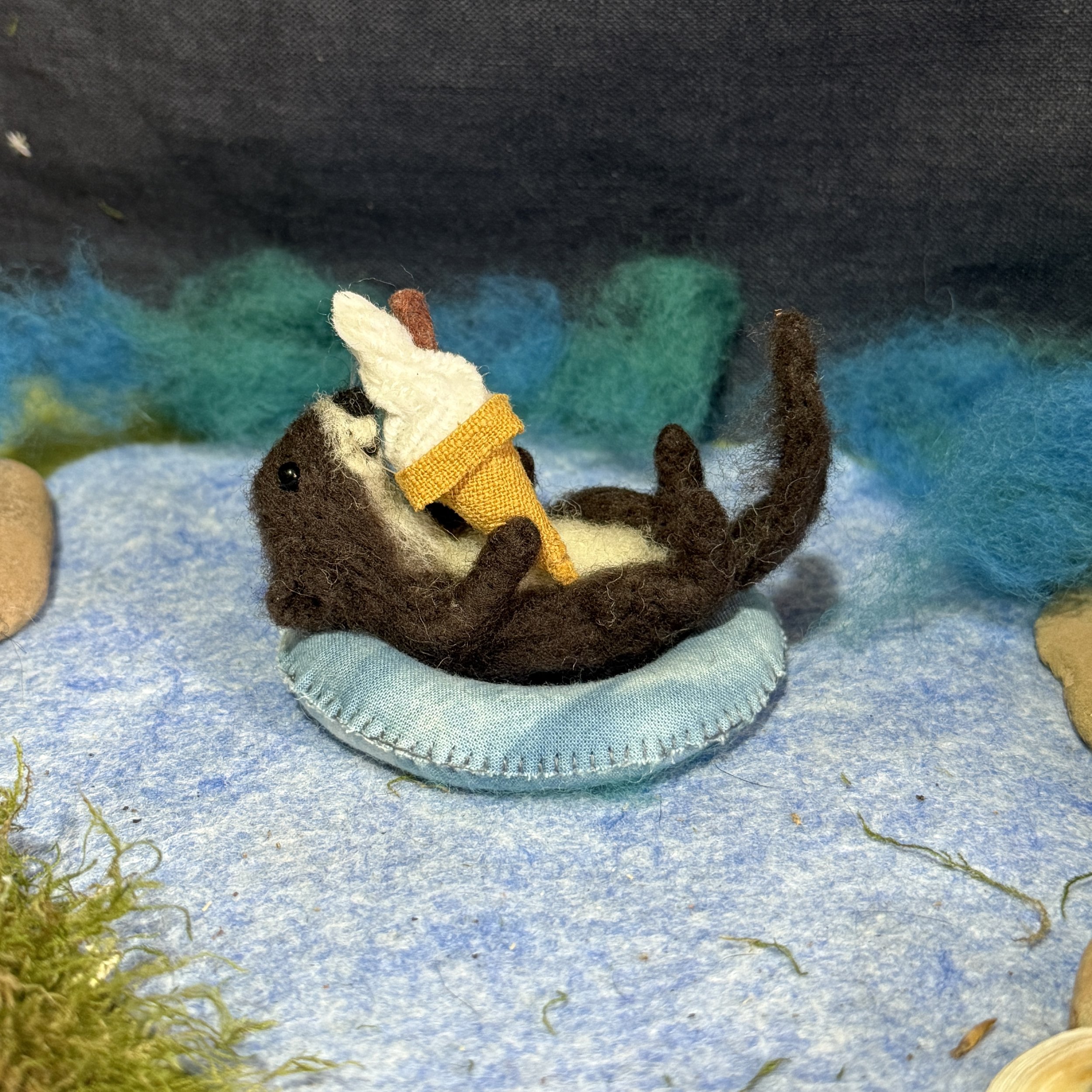 needle felted animal summer celestine and the hare summer_5952.jpg