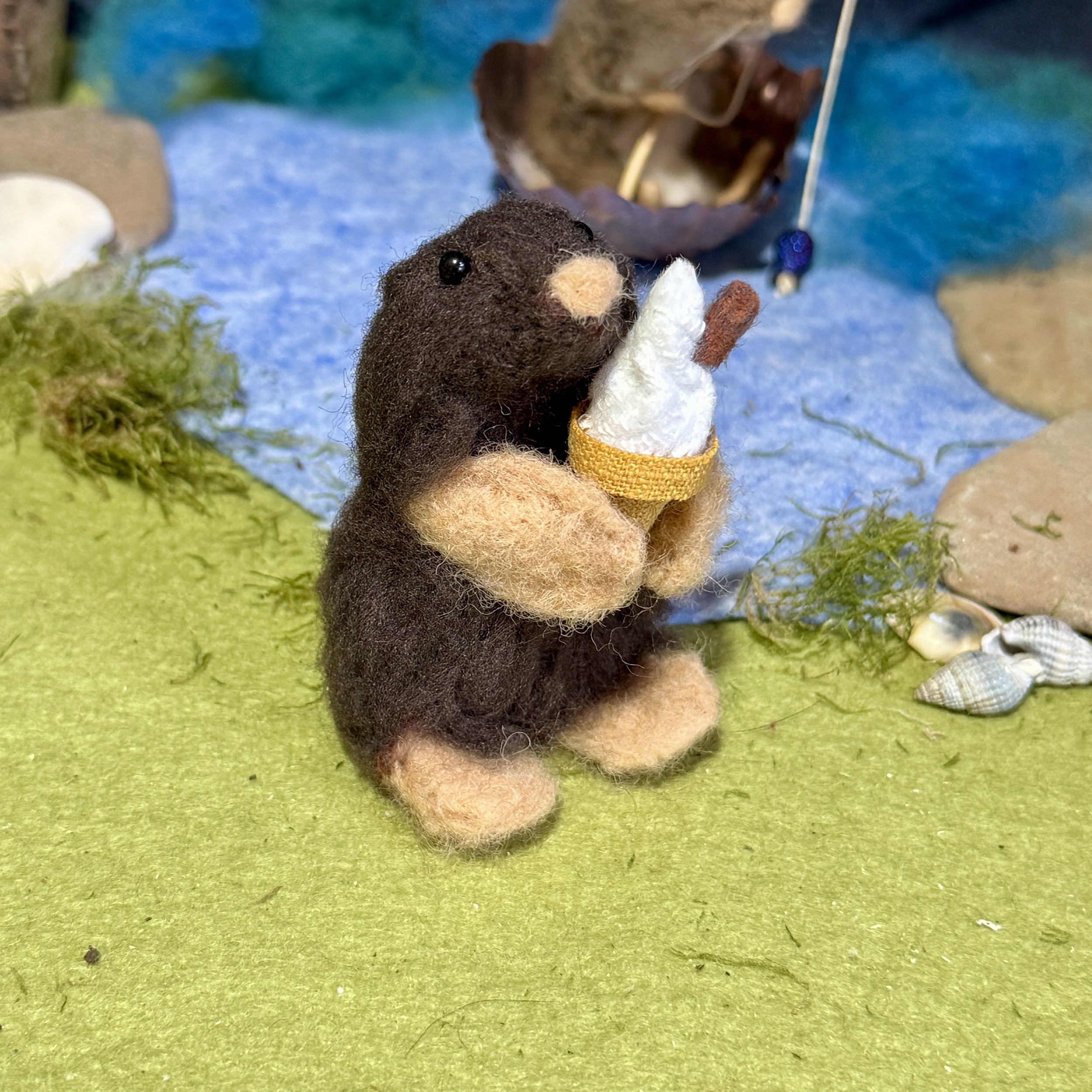 needle felted animal summer celestine and the hare summer_6245.jpg