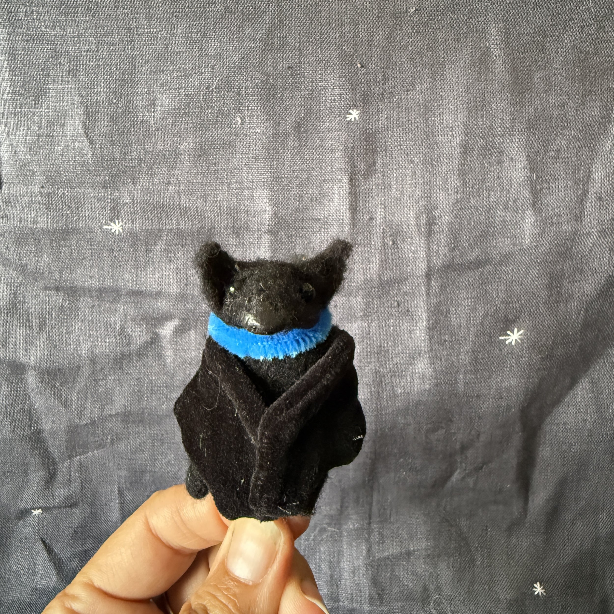 needlfelted-animal-bat celestine and the hare_6279.jpg