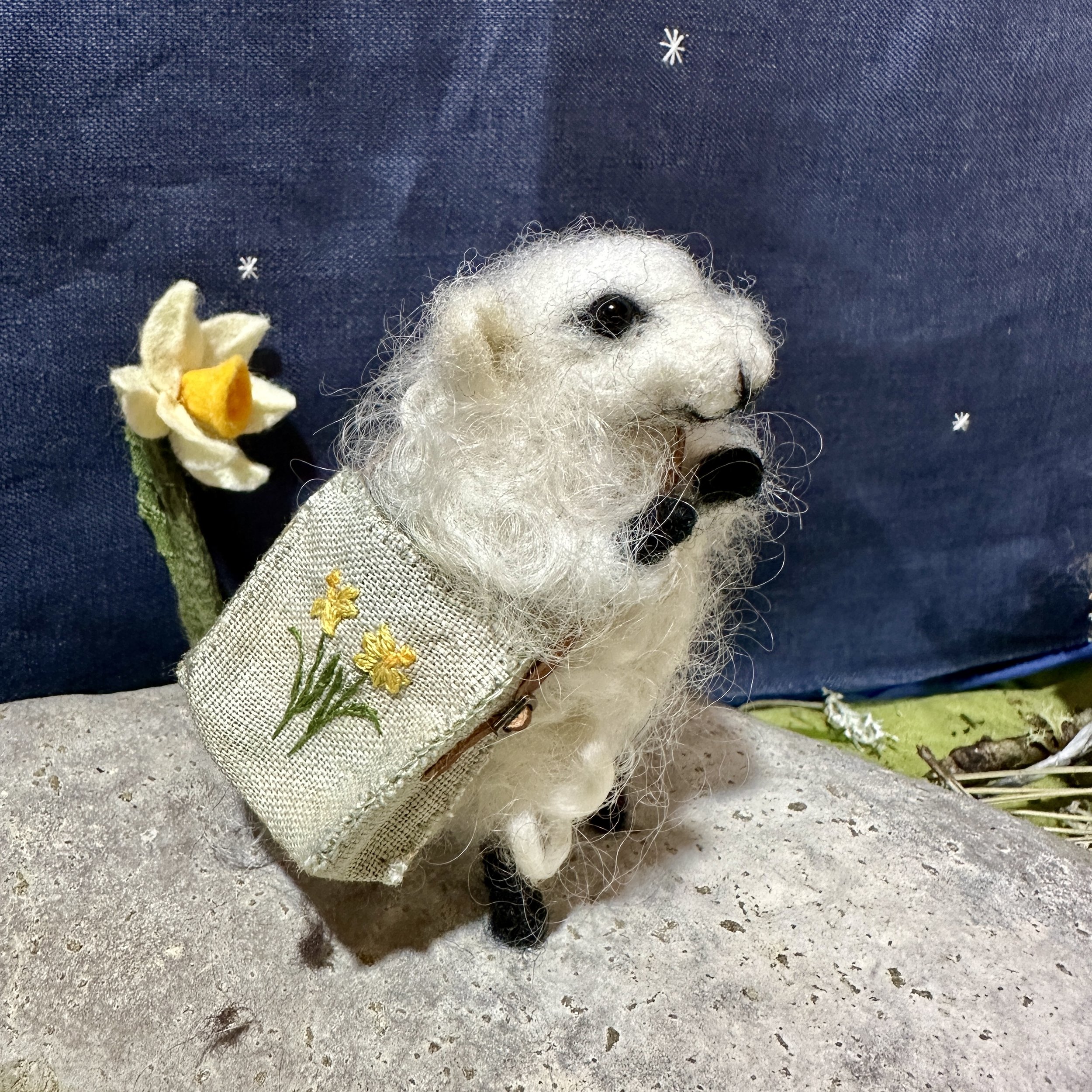 celestine and the hare spring collection sheep daffodil bag linen.jpg