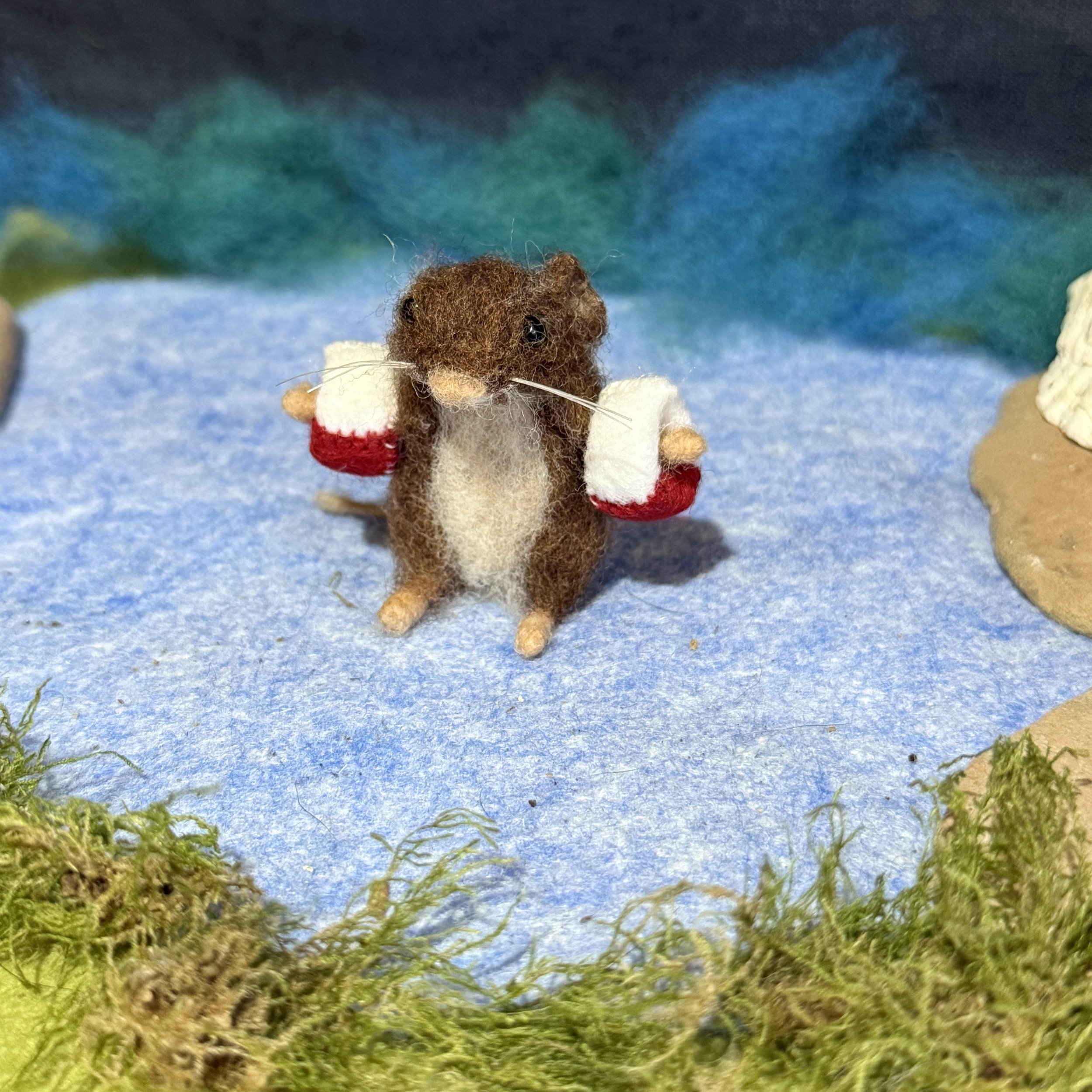 needle felted animal celestine and the hare summer_5872.jpg