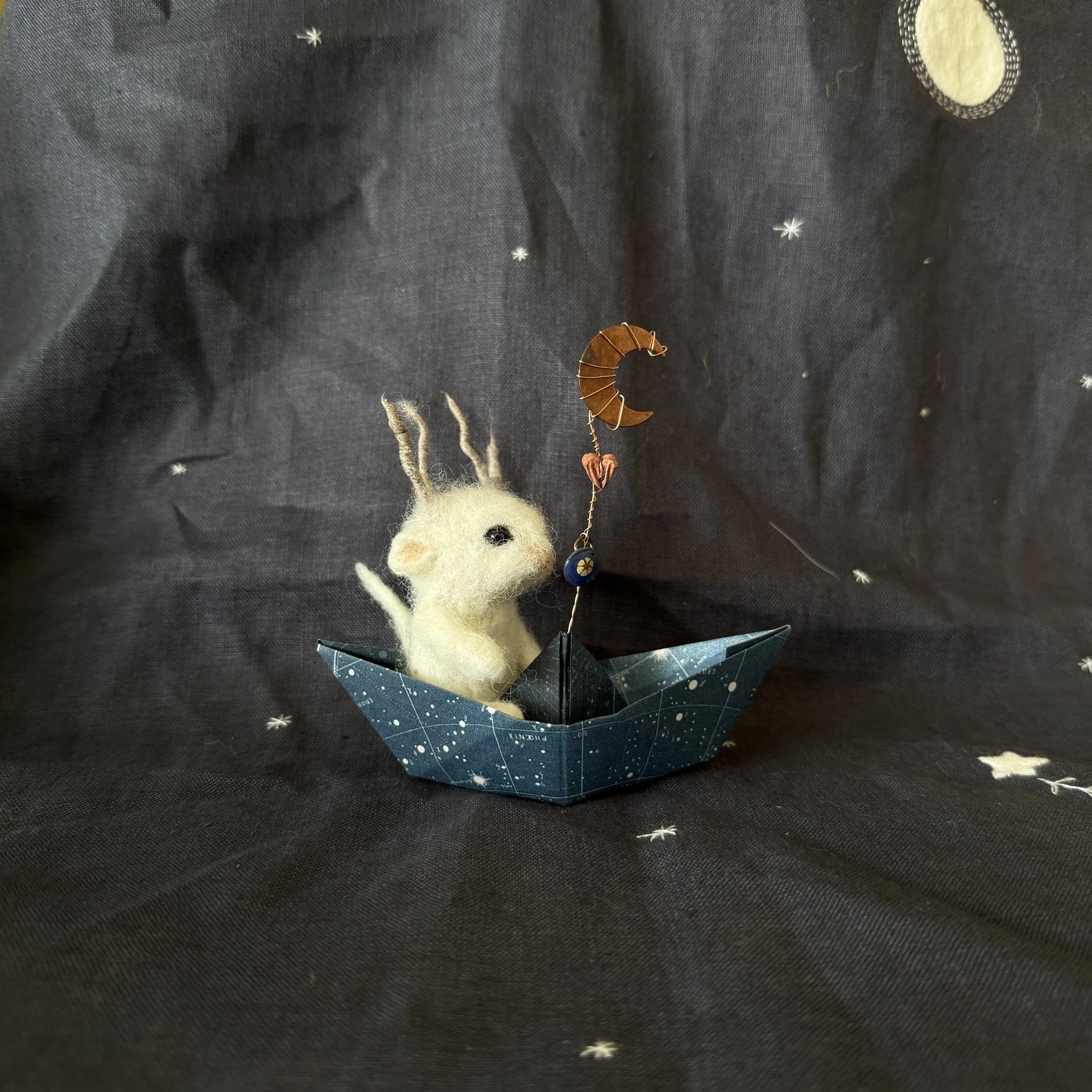 needle felted animals summer celestine and the hare l_5070.jpg