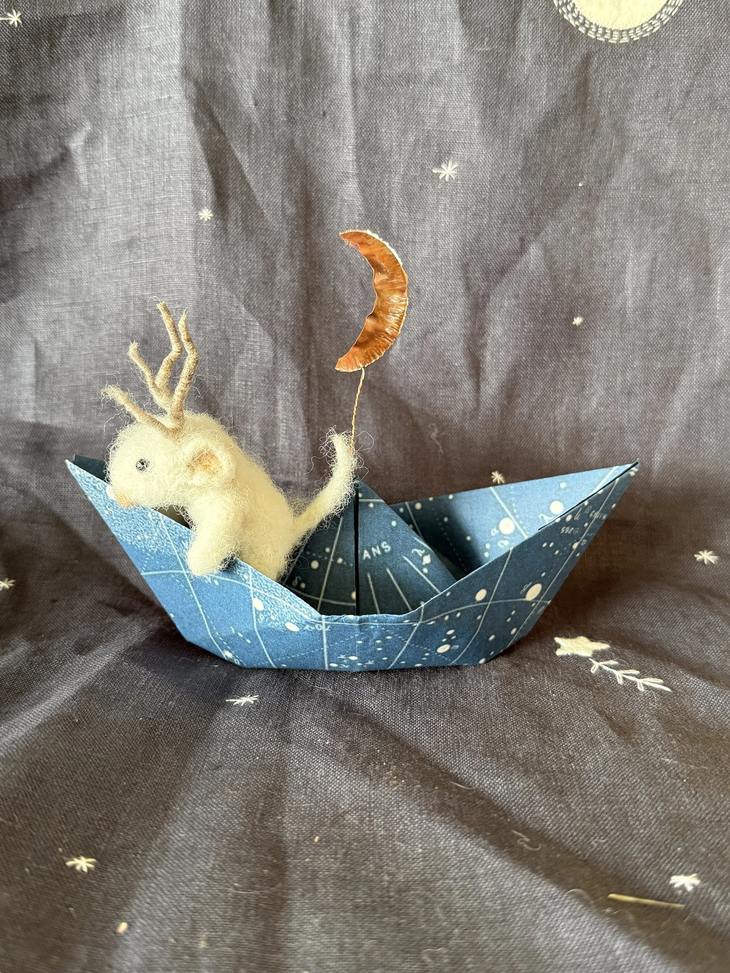 needle felted animals mouse summer celestine and the hare l_5301.JPG