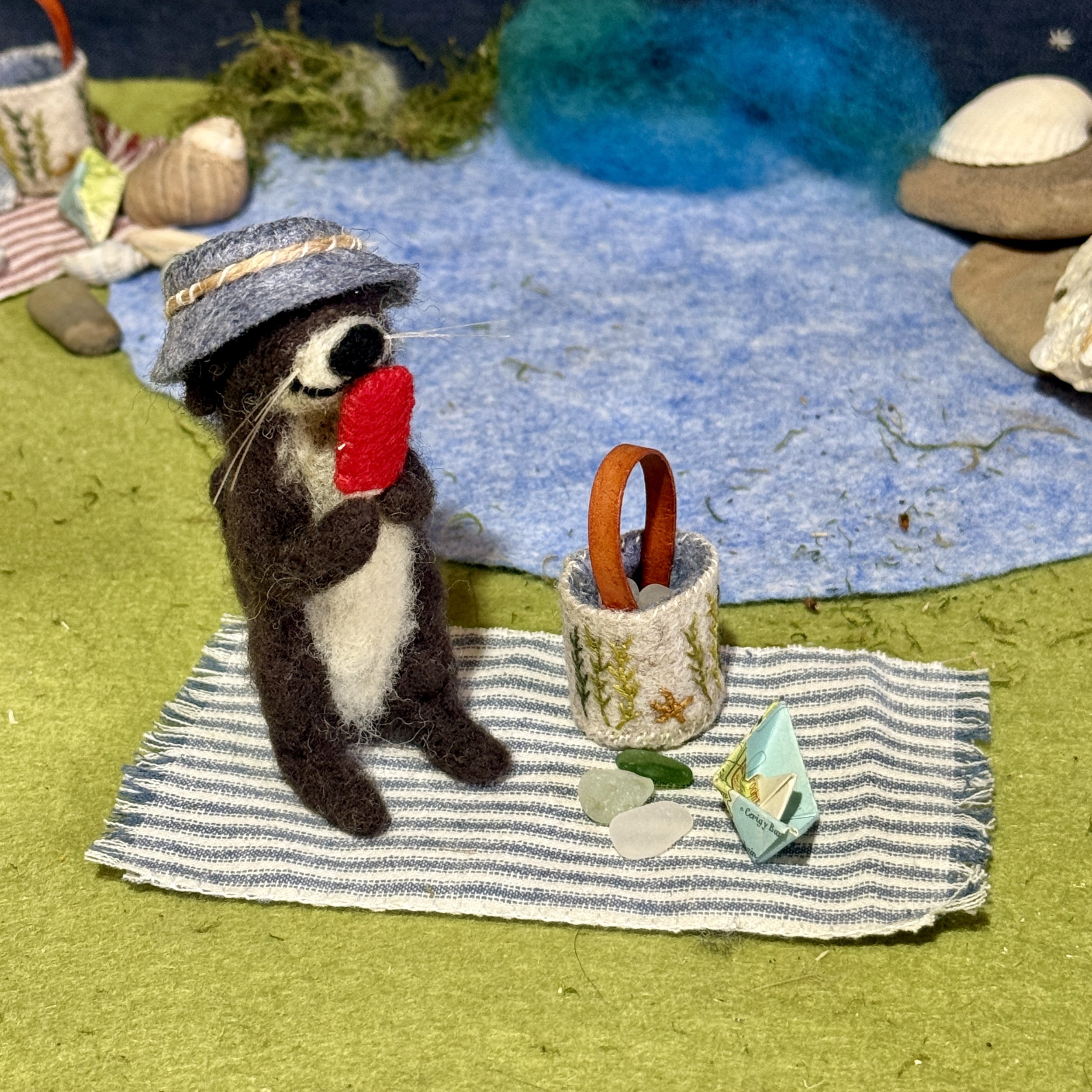 needle felted animal summer celestine and the hare summer_6305 2.jpg