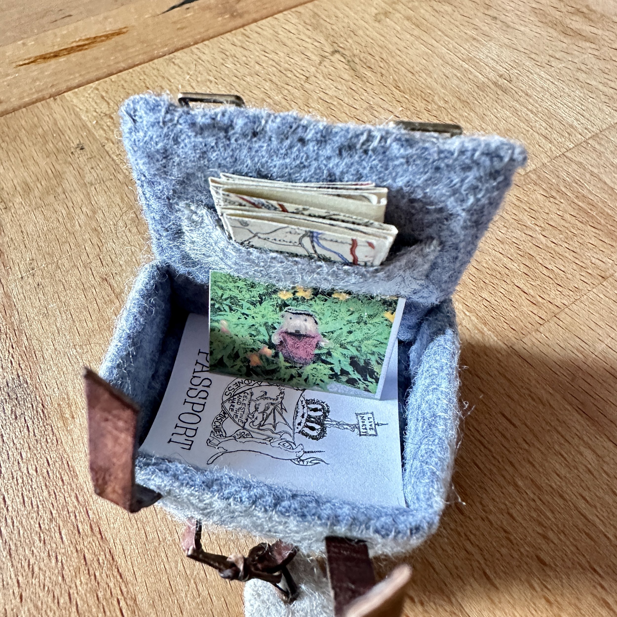 suitcase details .jpg