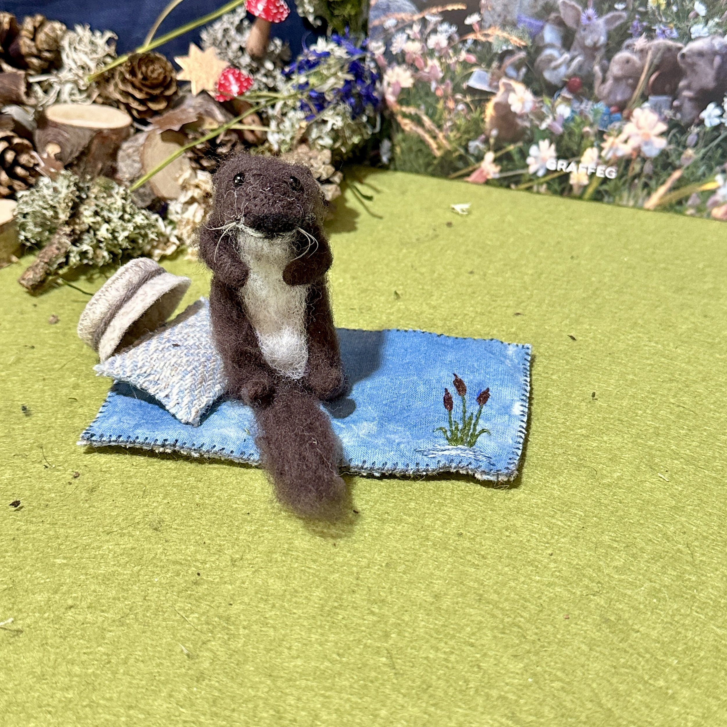 needle felted animal joy bringers collection celestine and the hare9.jpg