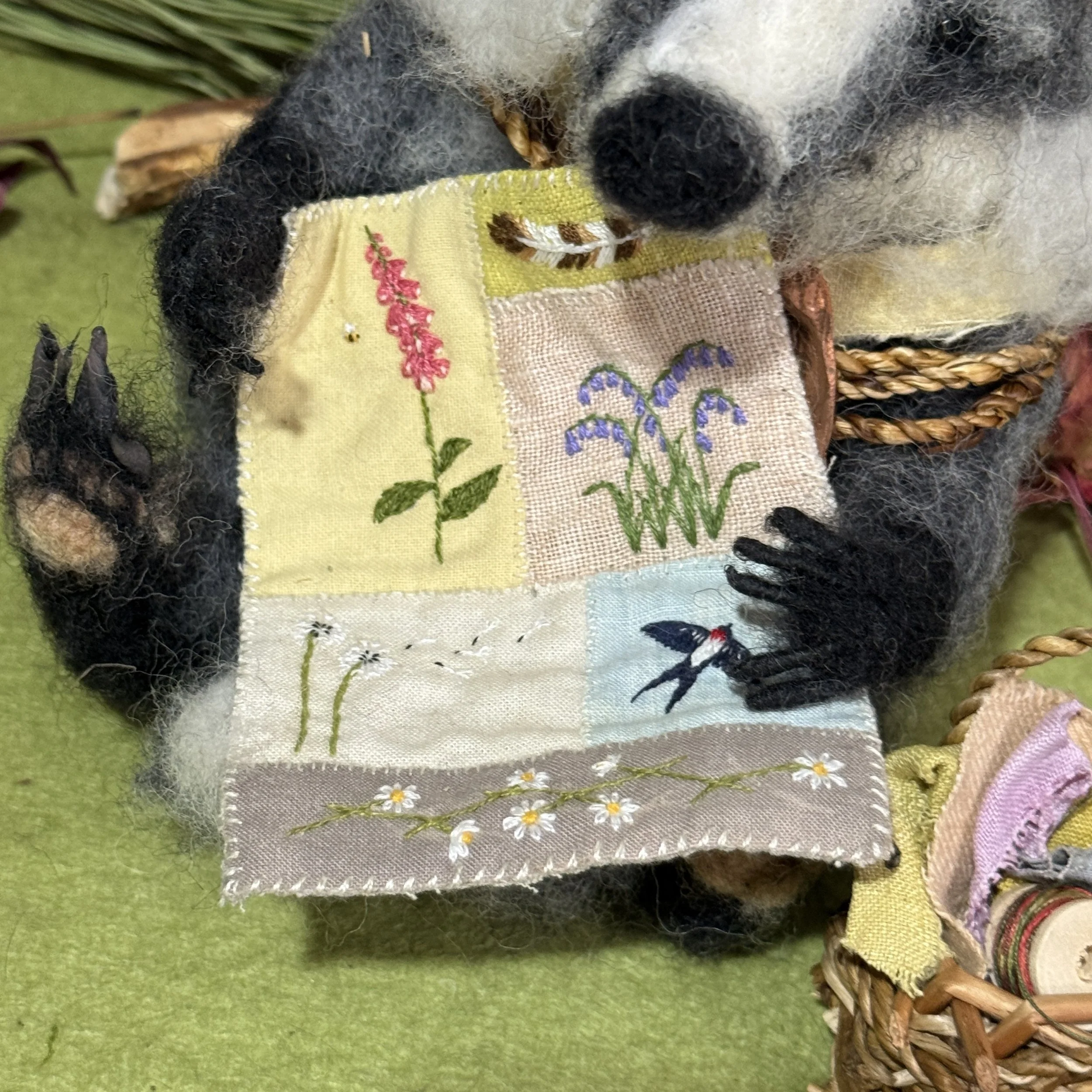 Needle felted animals autumn Karin Celestine and the hare  _8964 2.jpg