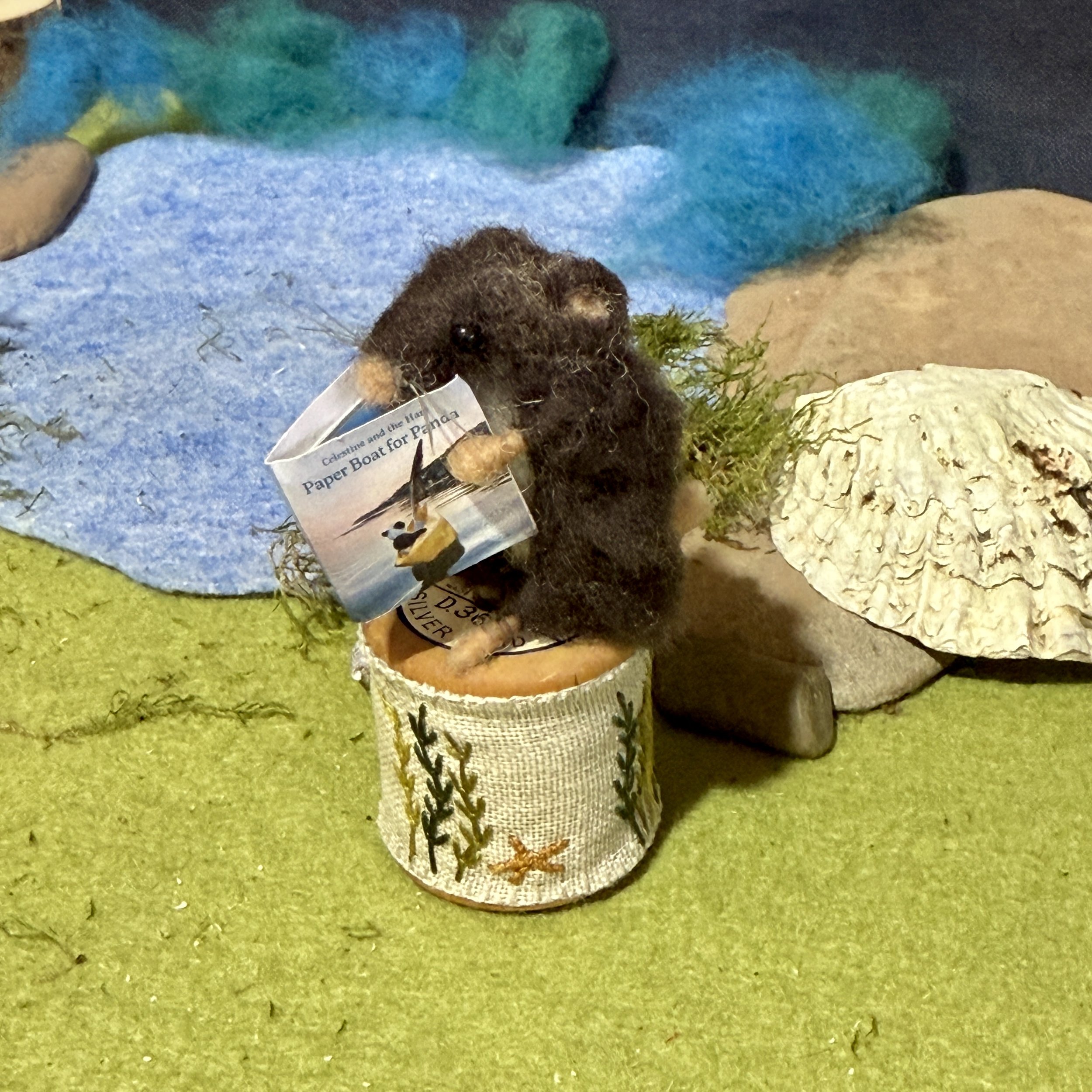needle felted animal summer celestine and the hare summer_6125.jpg