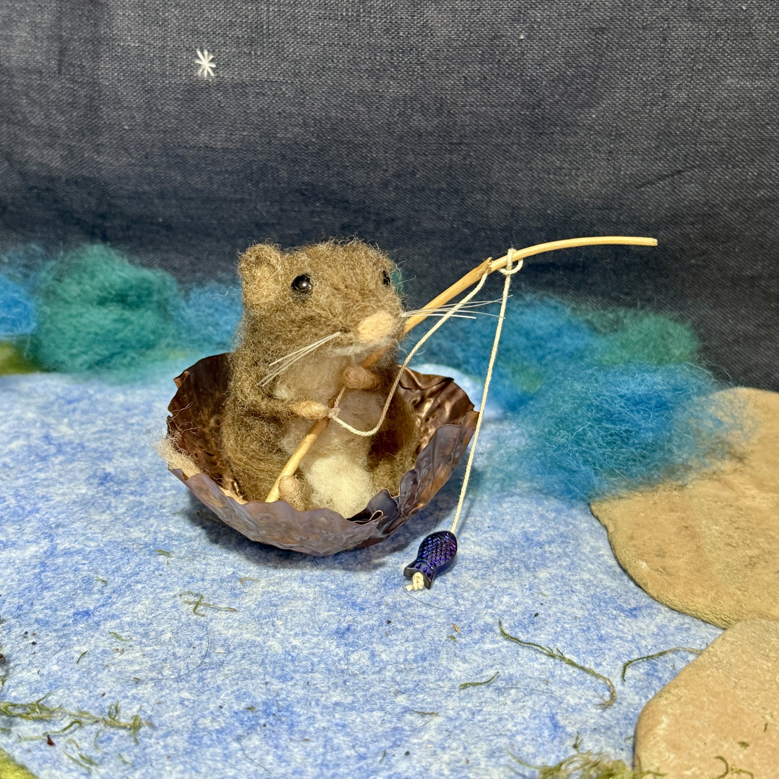 needle felted coracle mouse summer celestine and the hare.jpg