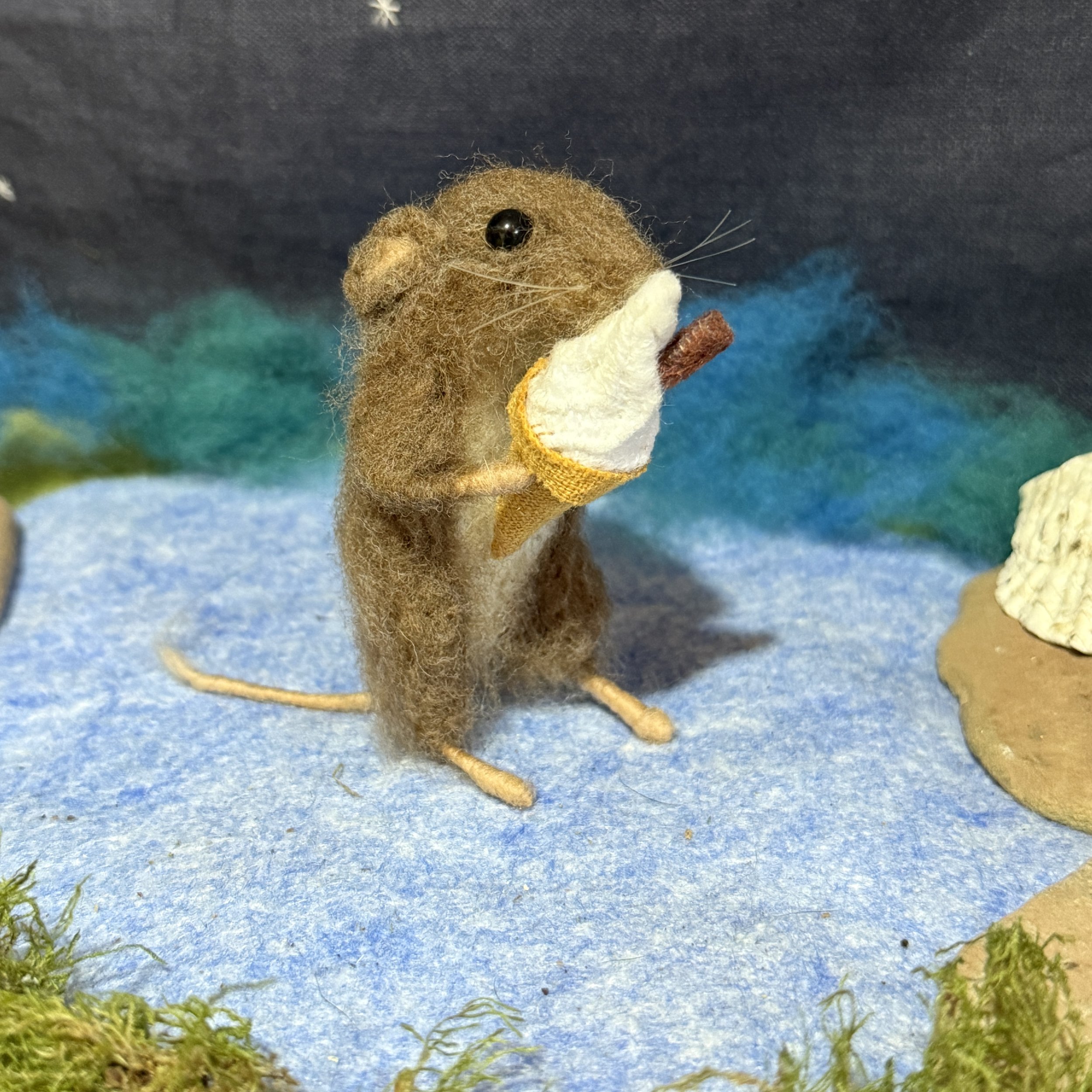 needle felted animal celestine and the hare summer_5874.jpg